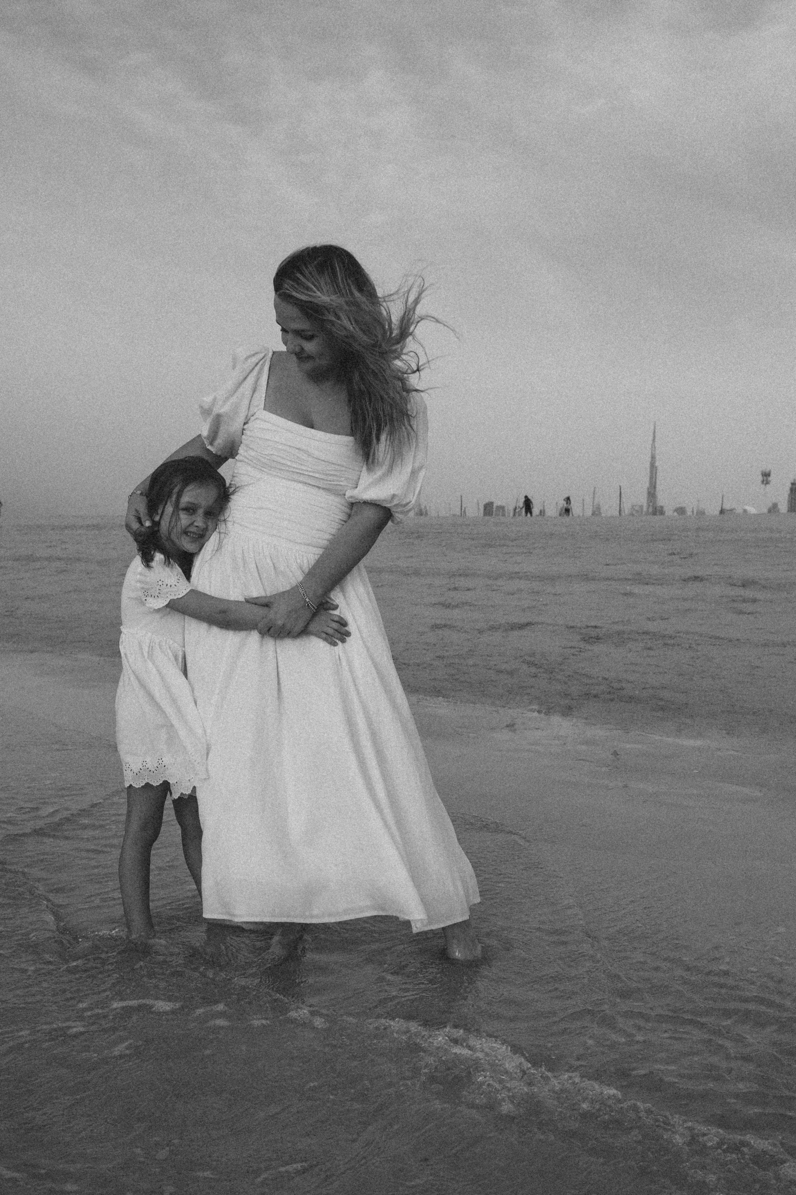 Golden hour family. Birth, Family, Newborn photographer in Dubai| Eliza Baitikova