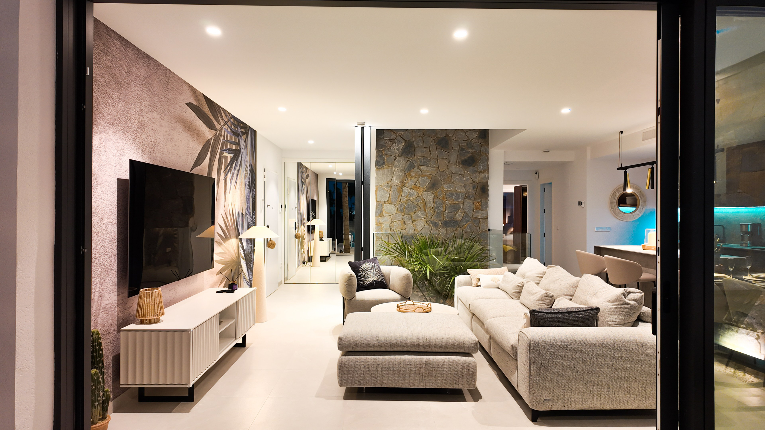 Villa PALMERA I’M GROUP. Baby Beast