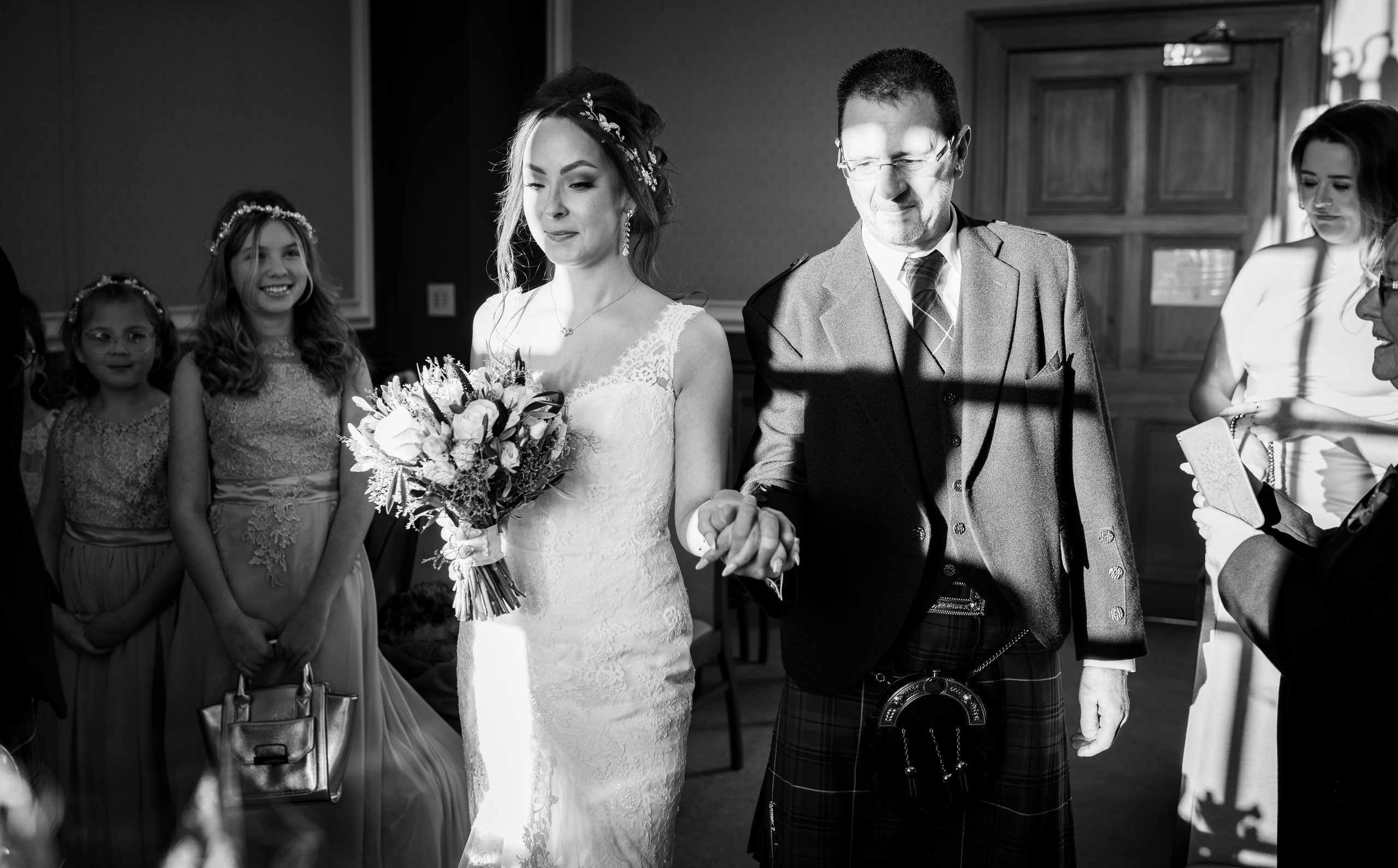 Wedding photos. Portrait and Family photographer based in Larkhall Scotland
