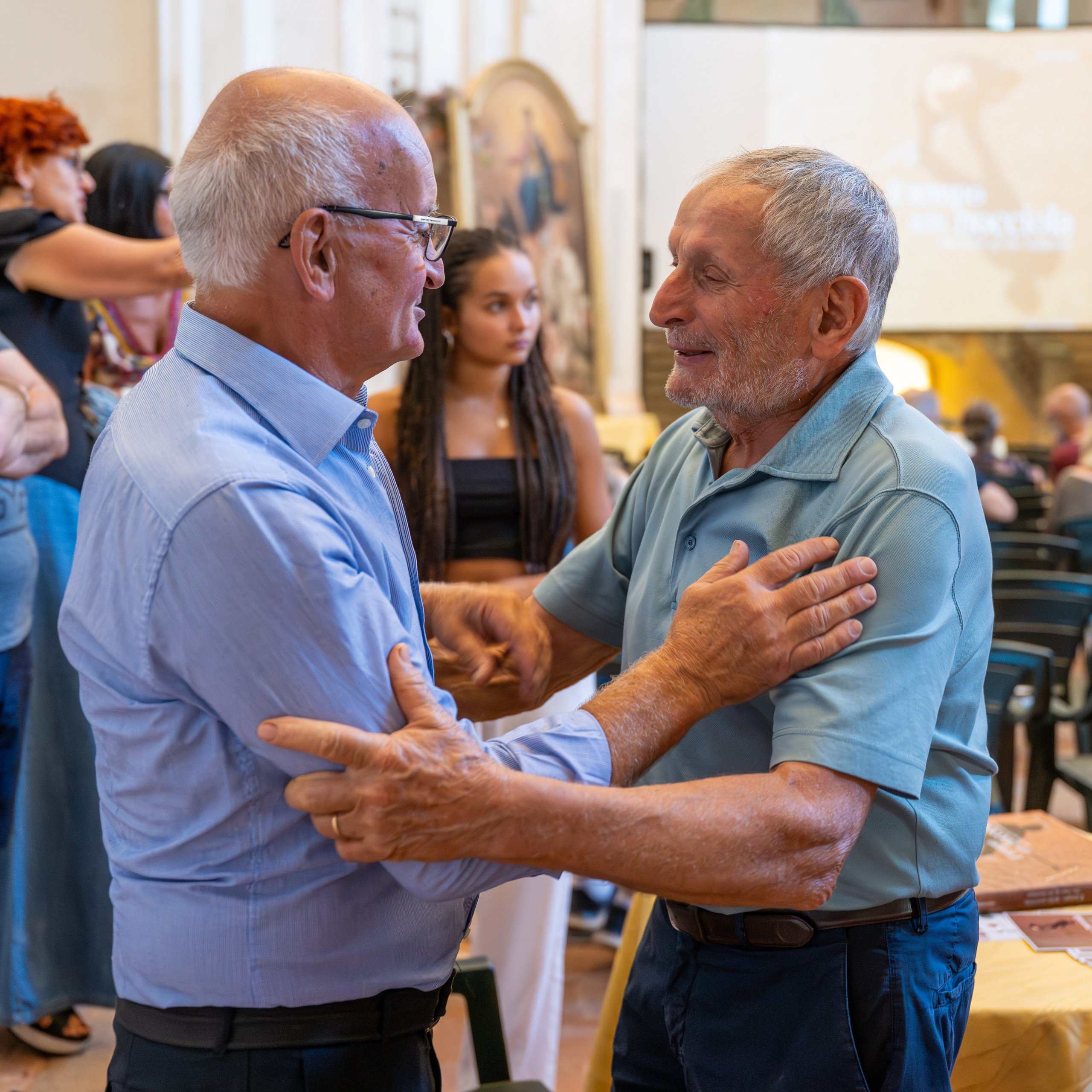 Il Tempo della Nocciola di Enzo Massa. “Gianmaria Coscia fotografo per passione”