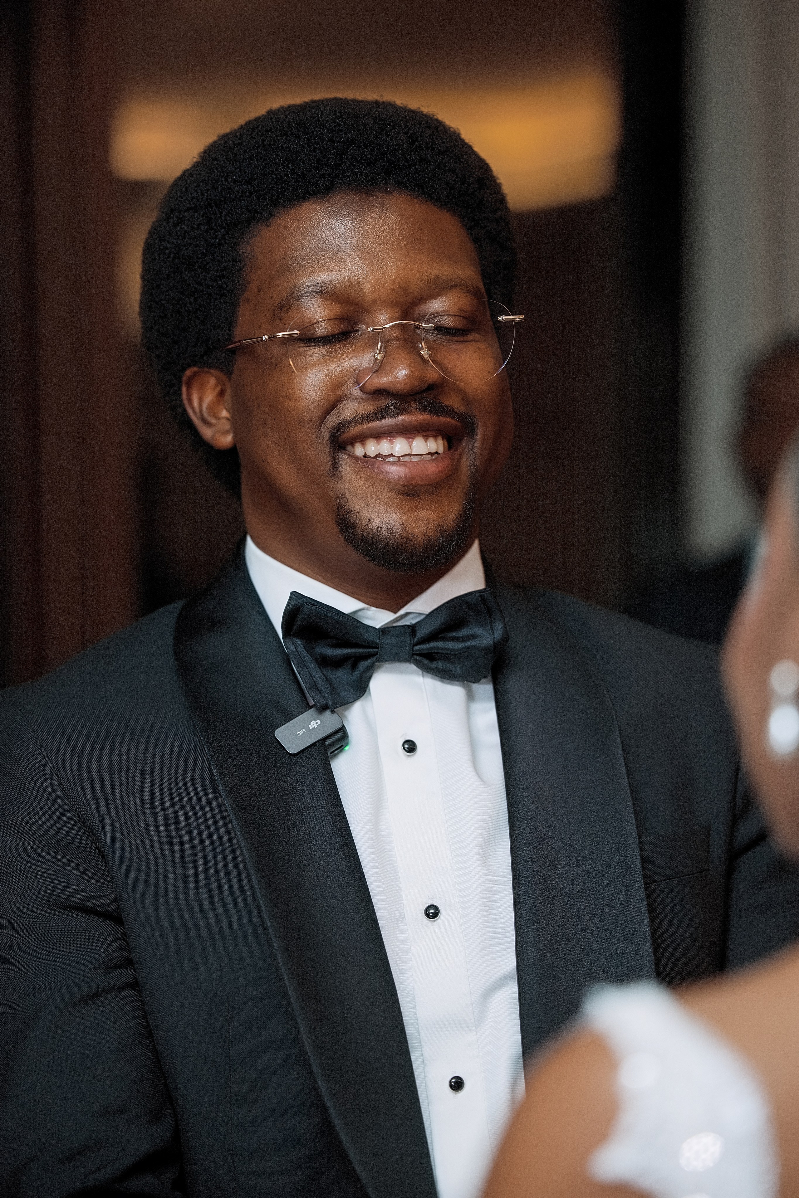 Nawik e Ethson. Fazemos o seu casamento ser lembrado por gerações