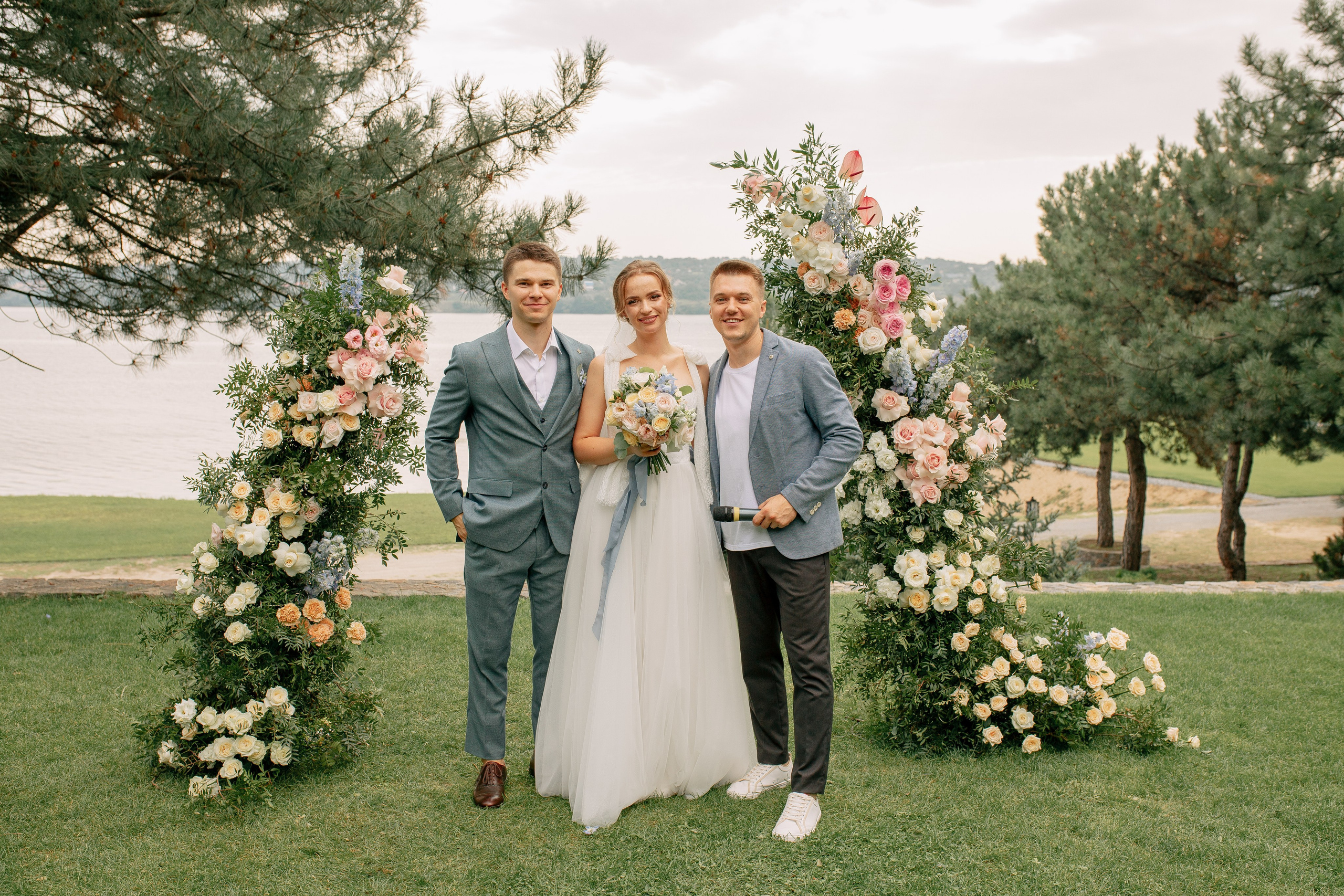 Reportage Wedding. Wedding photographer and videographer Europe