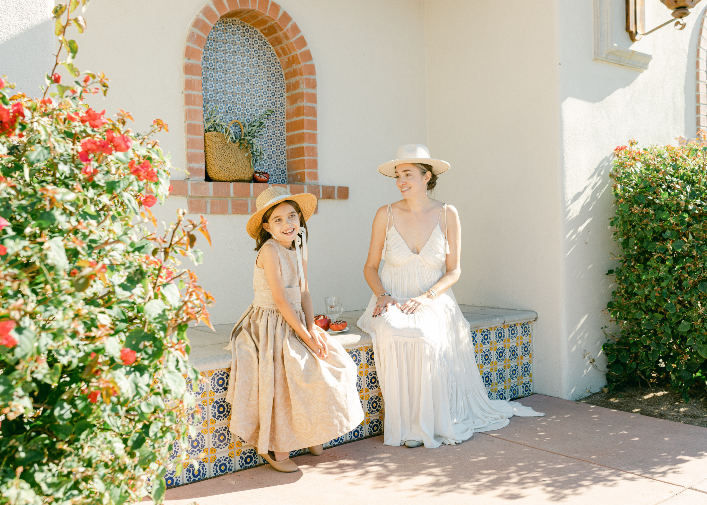 Mum & Daughter Photoshoot. Anastasia Post: Wedding and Editorial Photography