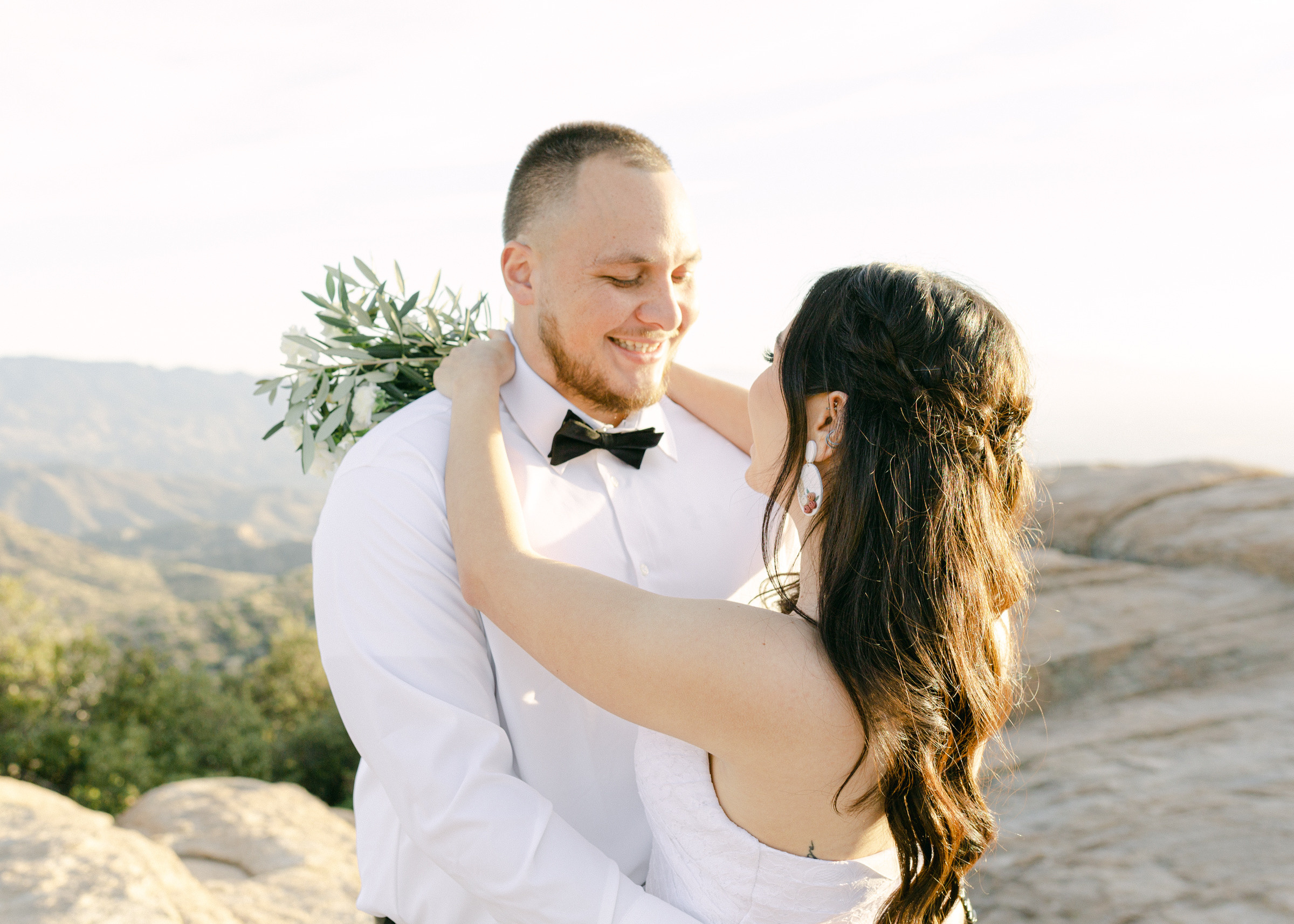 Beautiful Elopement. Anastasia Post: Wedding and Editorial Photography