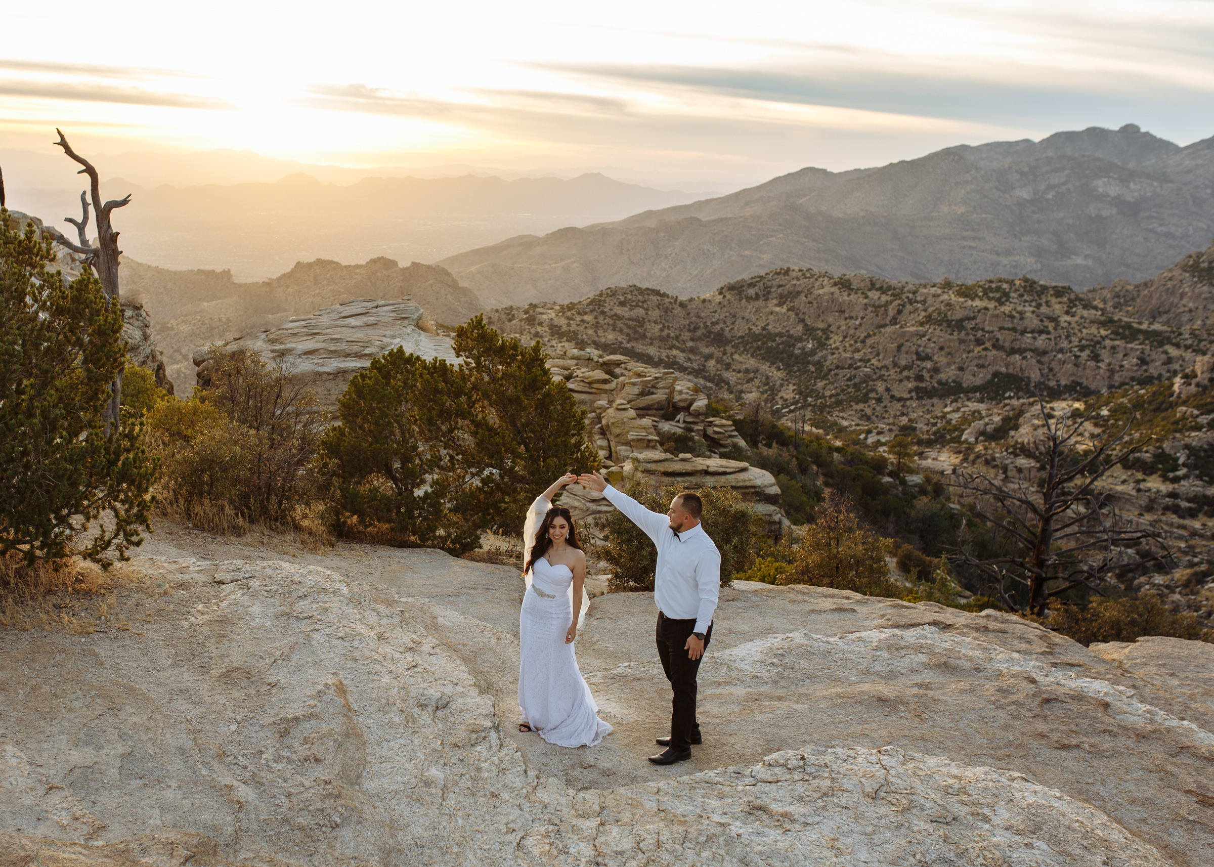Beautiful Elopement. Anastasia Post: Wedding and Editorial Photography