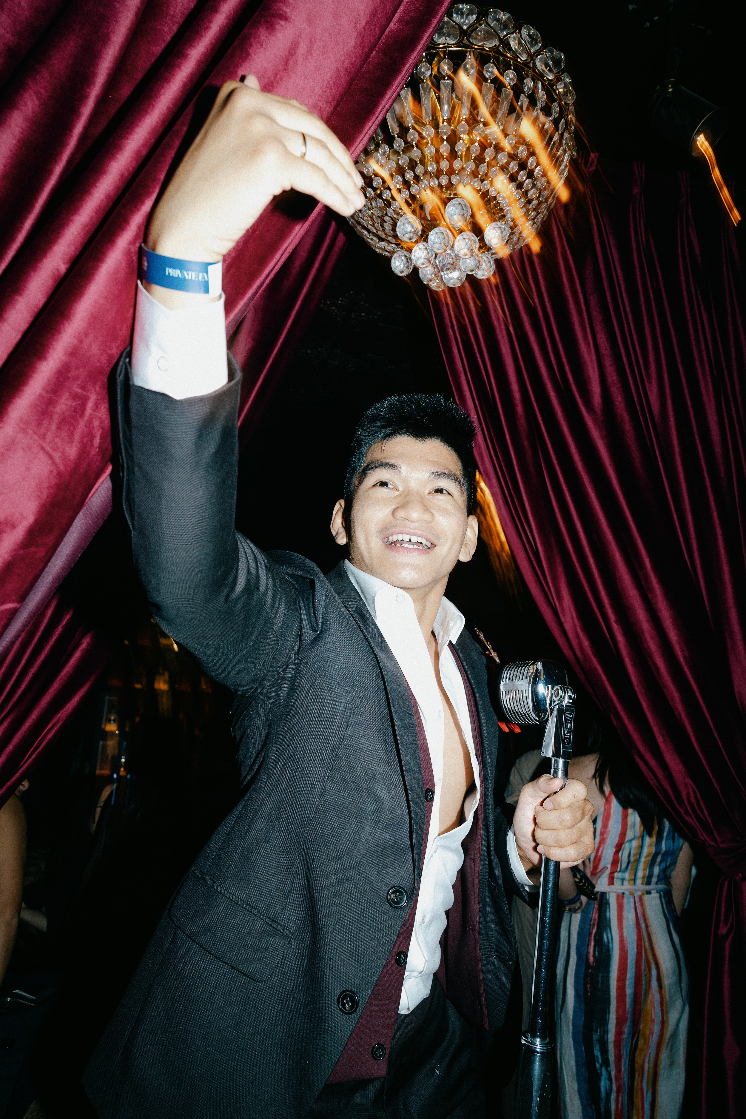 HIEP & TRINH / After wedding. Nhiếp ảnh gia đám cưới hàng đầu tại Thành Phố Hồ Chí Minh