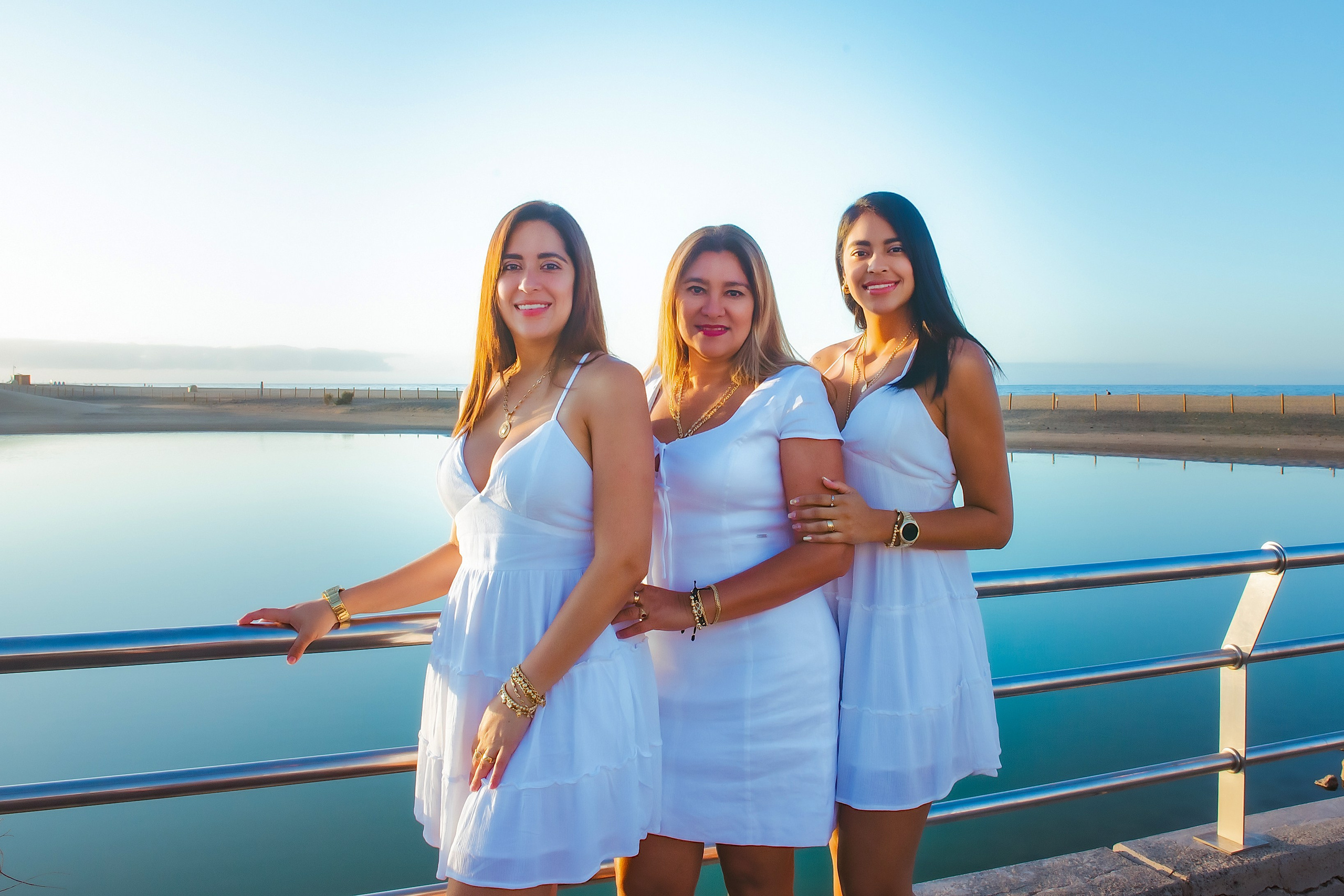 Sesiones familiares en Gran Canaria | Recuerdos naturales con alma