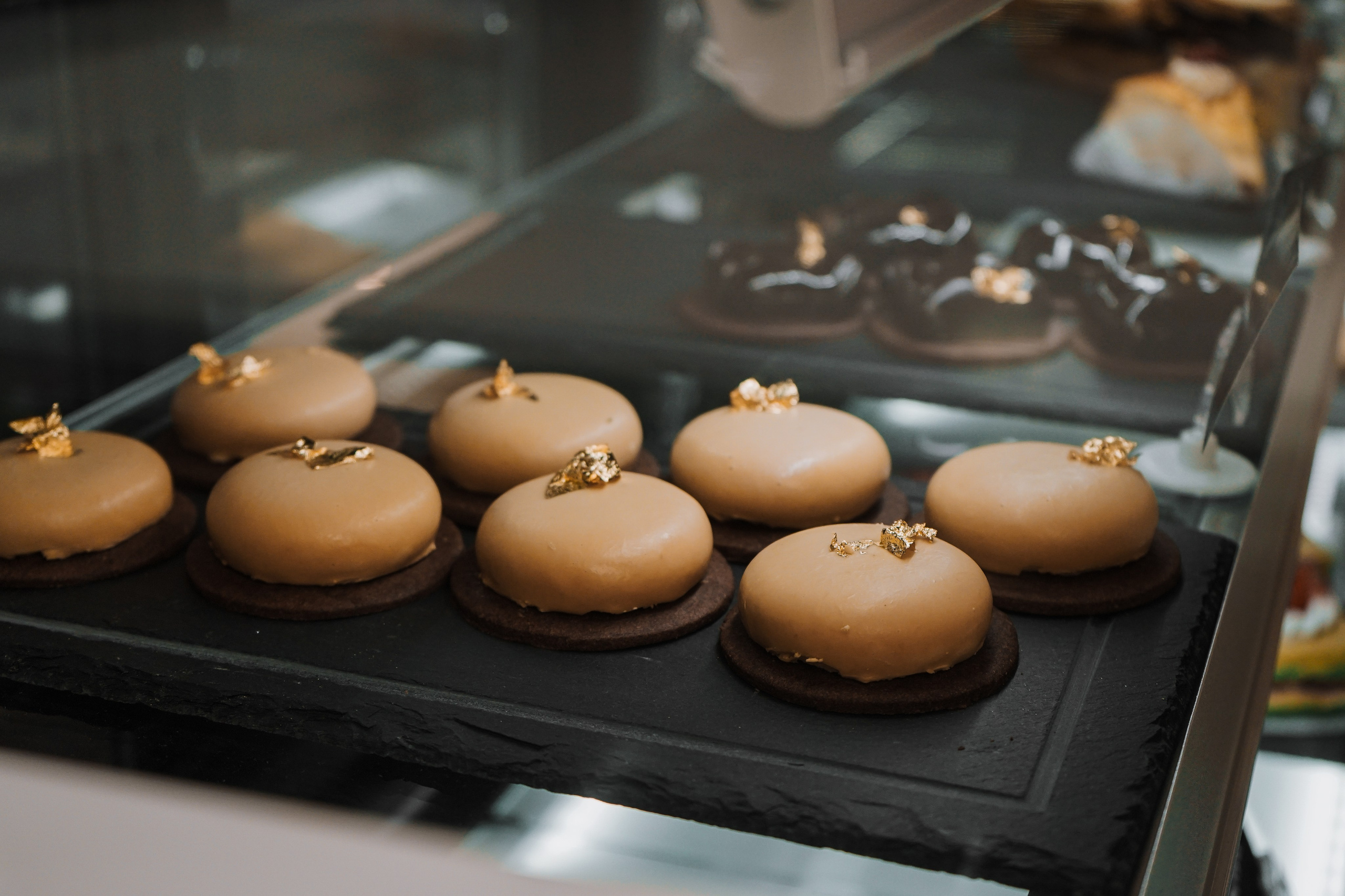 Контентная съёмка: кофейня «Cork». Арина Леонова — фуд-фотограф в Тбилиси