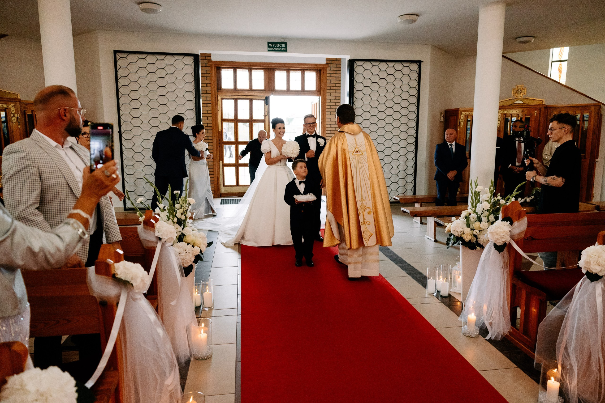 Wiki ♡ Przemek. Fotograf Ślubny Warszawa - Sesje Biznesowe Rodzinne Eventy