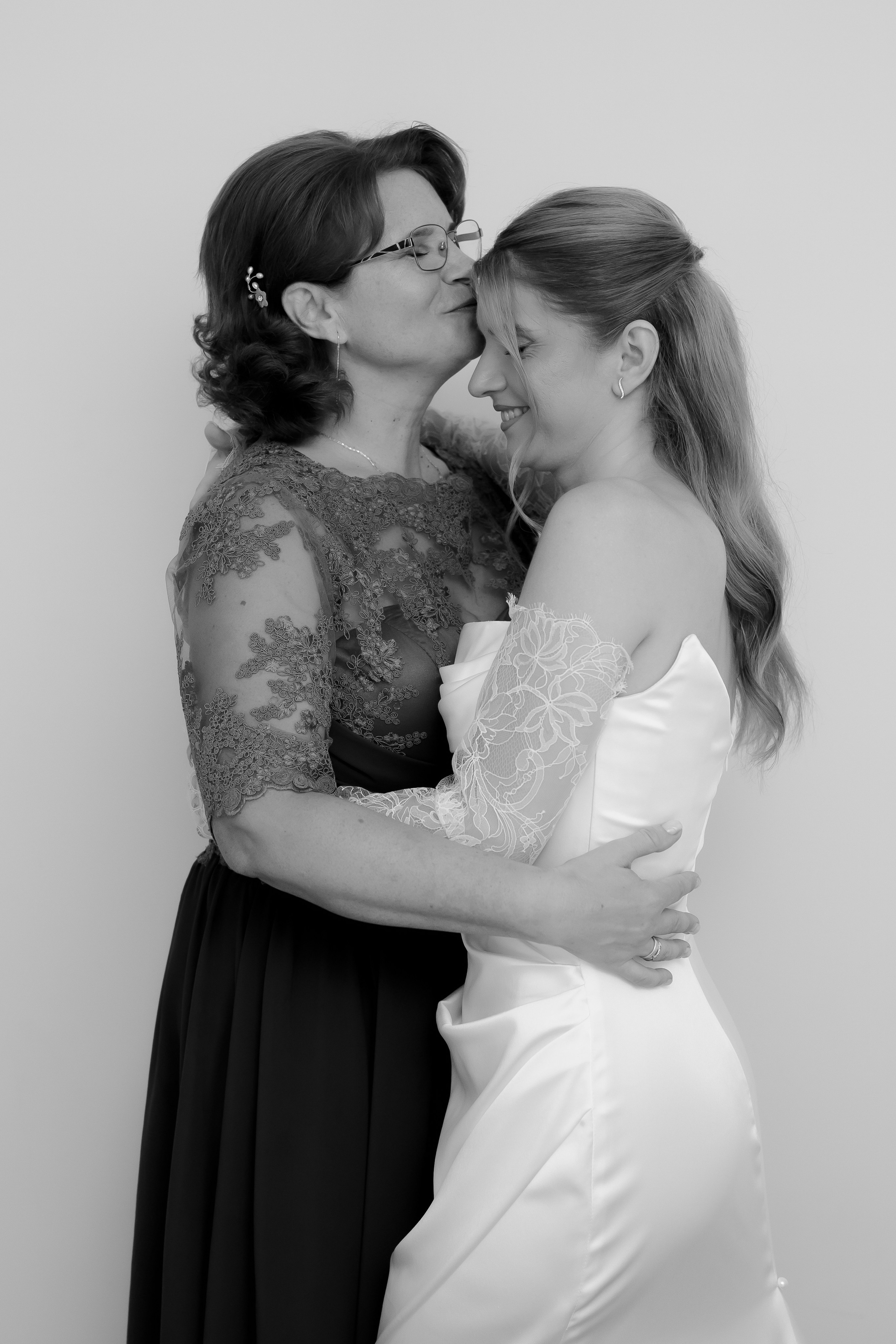 Victor & Iulia. Mark Fazakas — Wedding Photographer