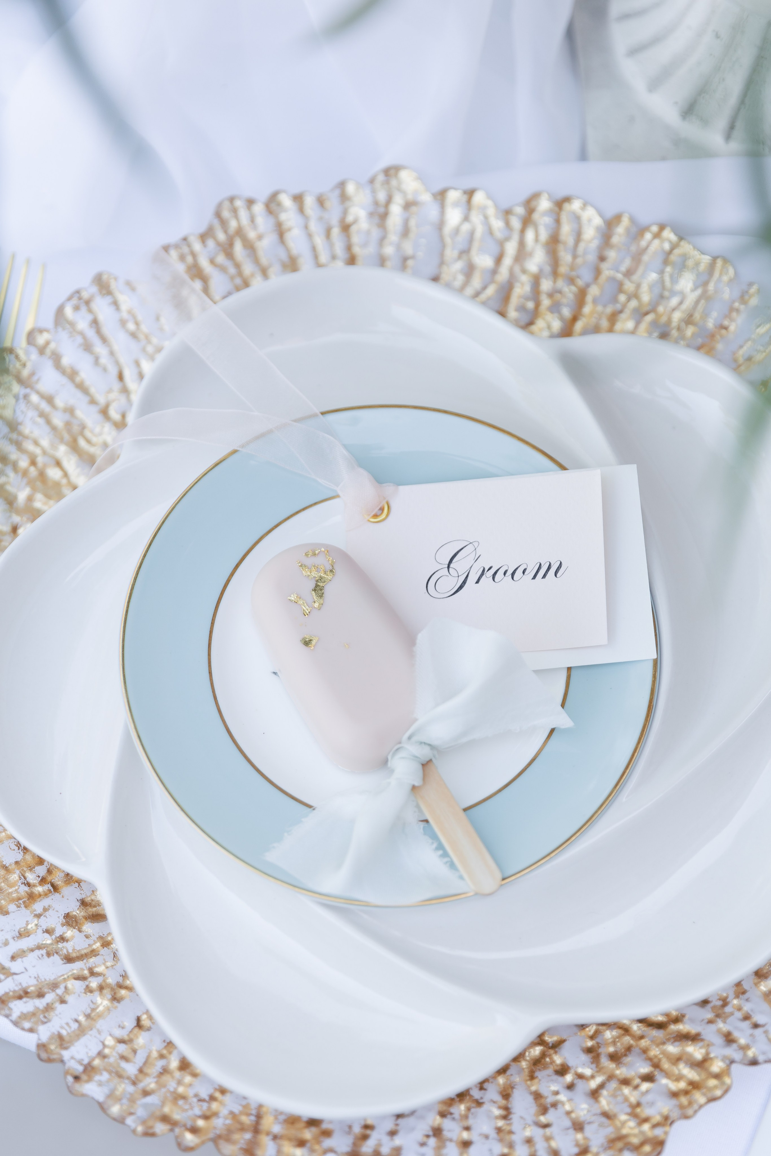 Regal Romance | Editorial Photoshoot at Gosfield Hall, London Estat. YES I DO PRODUCTION — Wedding photography&videography