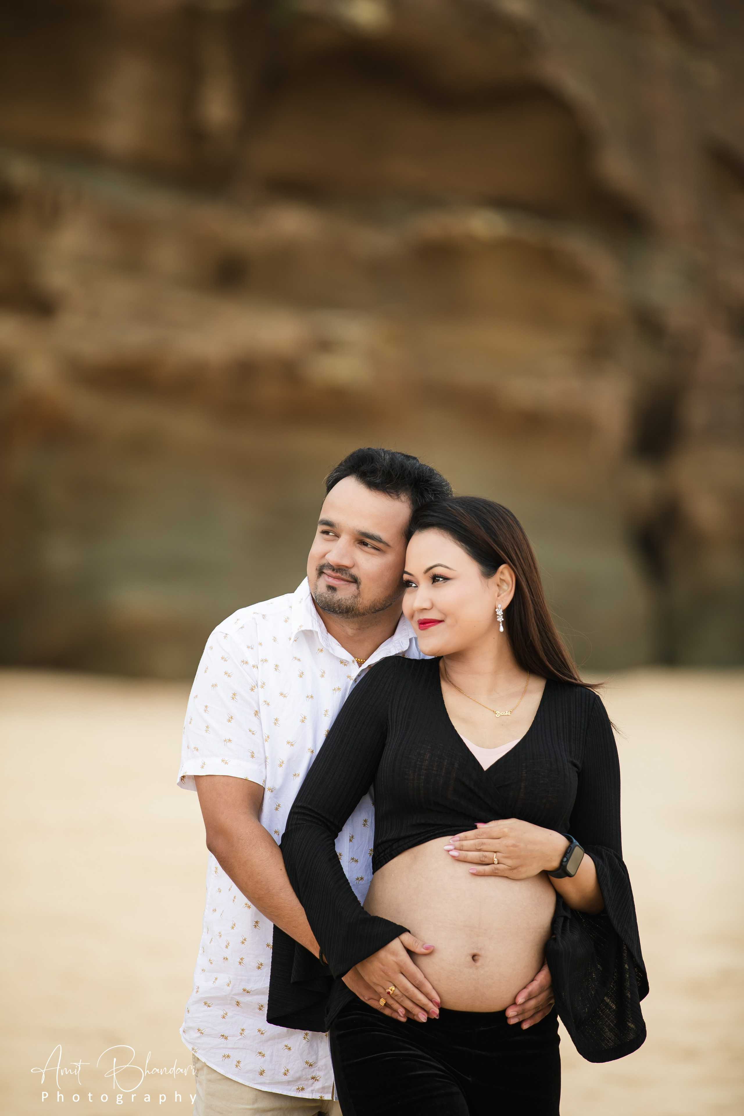Outdoor Maternity Photoshoot. Freelance Photographer in Newcastle & Central Coast