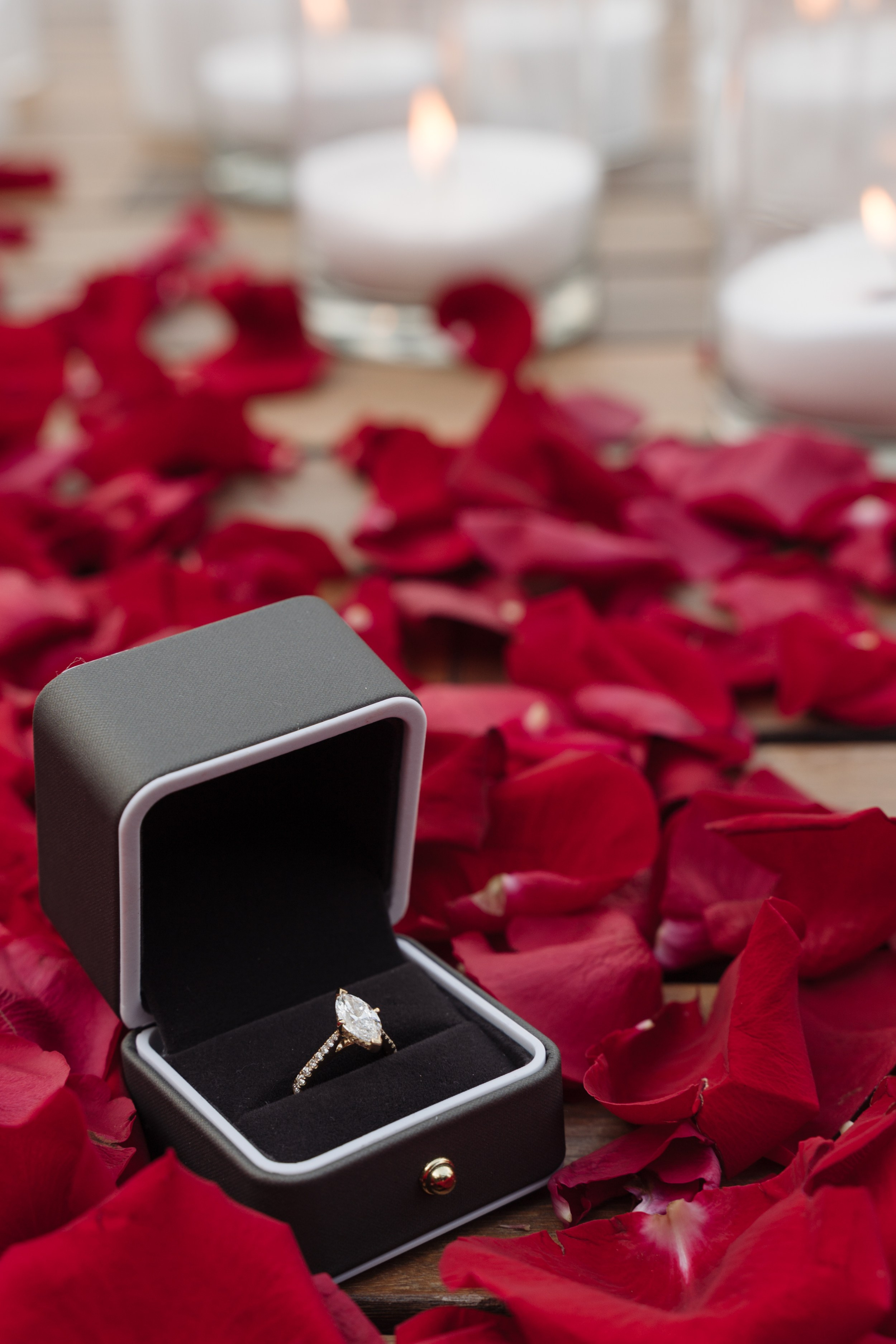 Lake Como Romantic Proposal. Lake Como Proposal Photographer | Surprise Proposals & Engagements