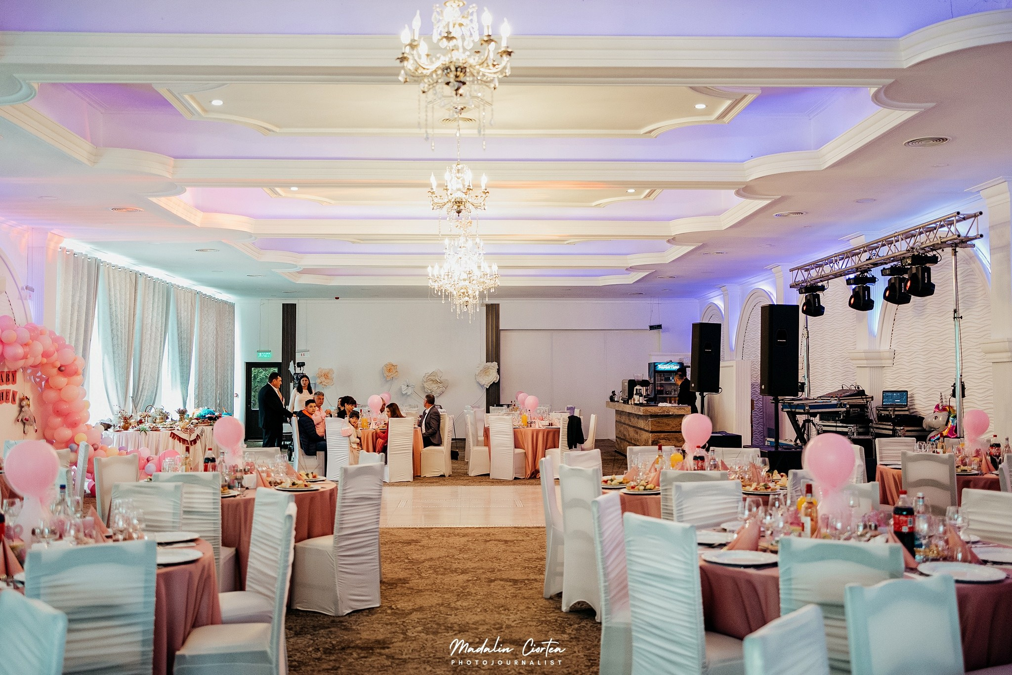 Fotografie botez Alba Iulia. Mădălin Ciortea - fotograf de nuntă și de familie | Dream Art Events