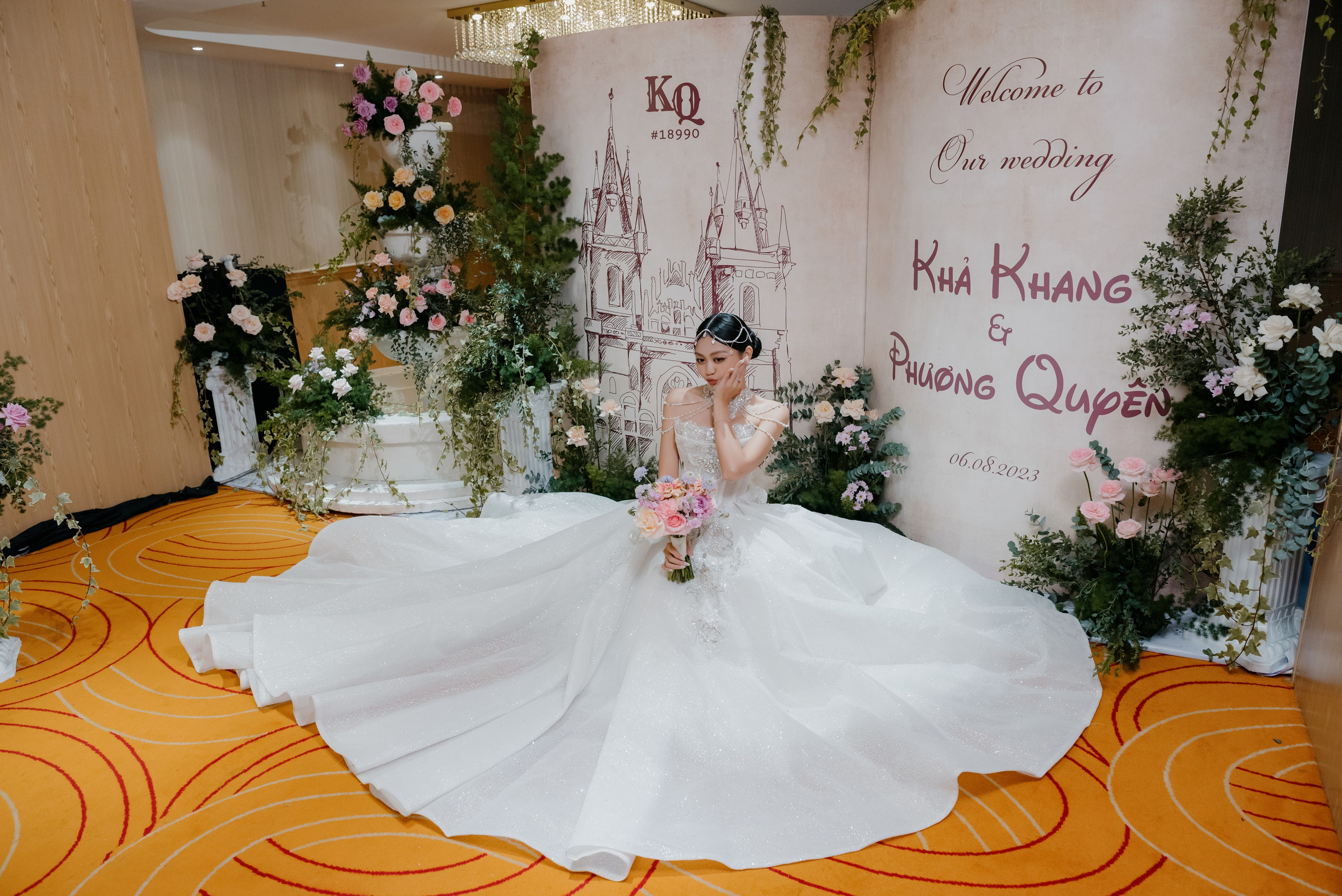 KHANG & QUYEN / Lavela Hotel. Saigon Wedding Present | Art Beyond Moments