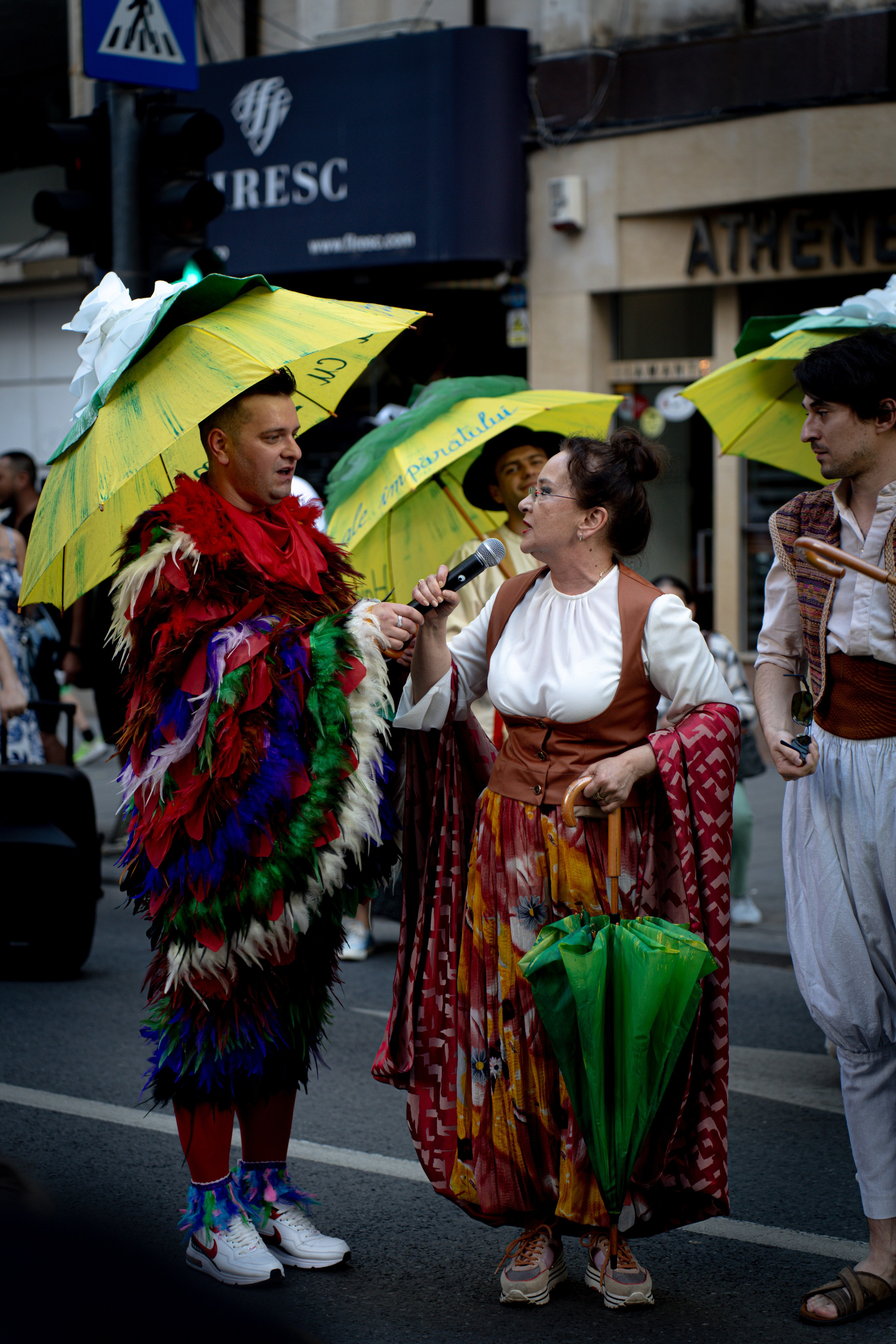 Parada Costumelor Teatru- Calea Victoriei 2024. Bycristinaciobanu