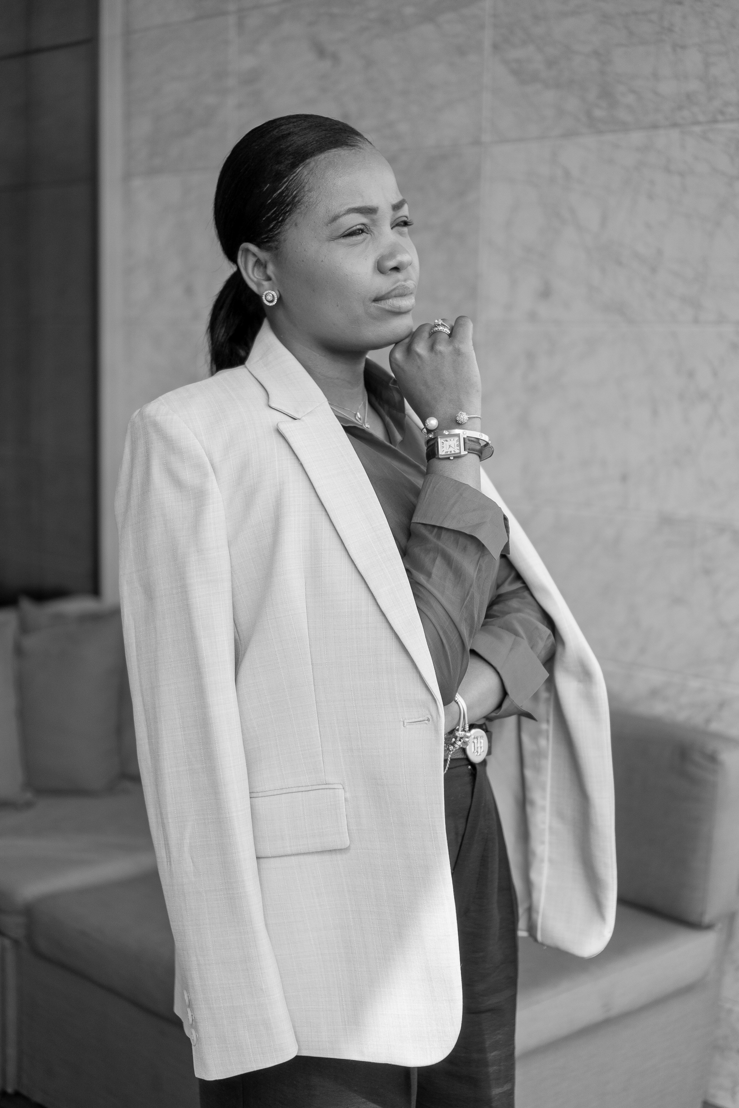 Raquel Ribeiro. Frames by Giovani Braga