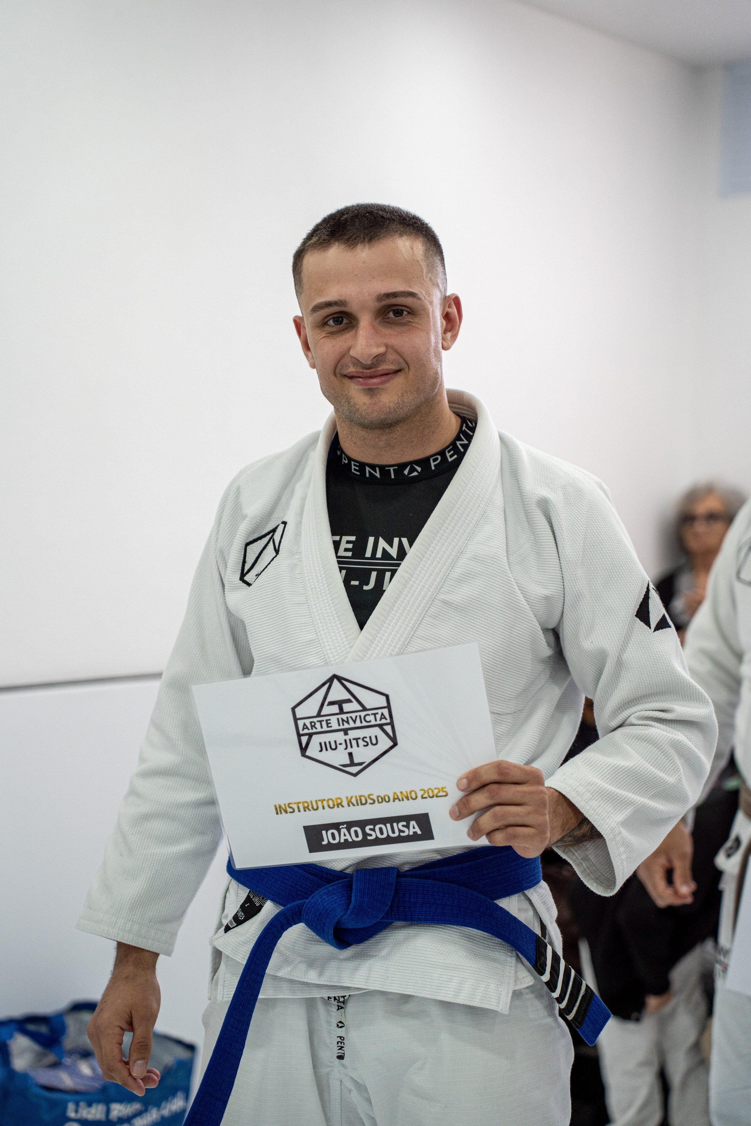 Arte Invicta — Graduação de Faixa. Frames by Giovani Braga