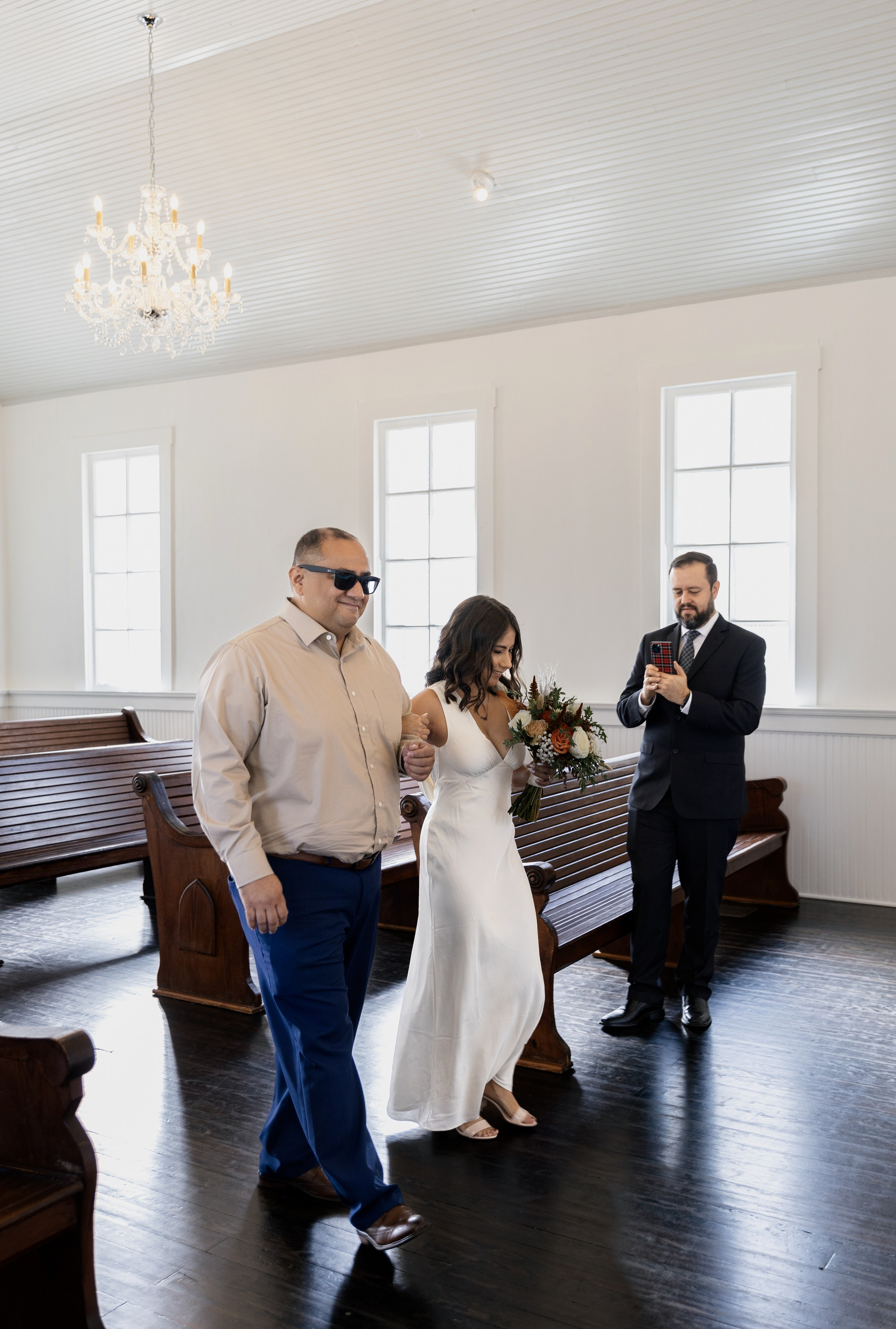 Micro wedding of Leslie and Garrick. Winter Park. Photographer Anastasia Nagibina