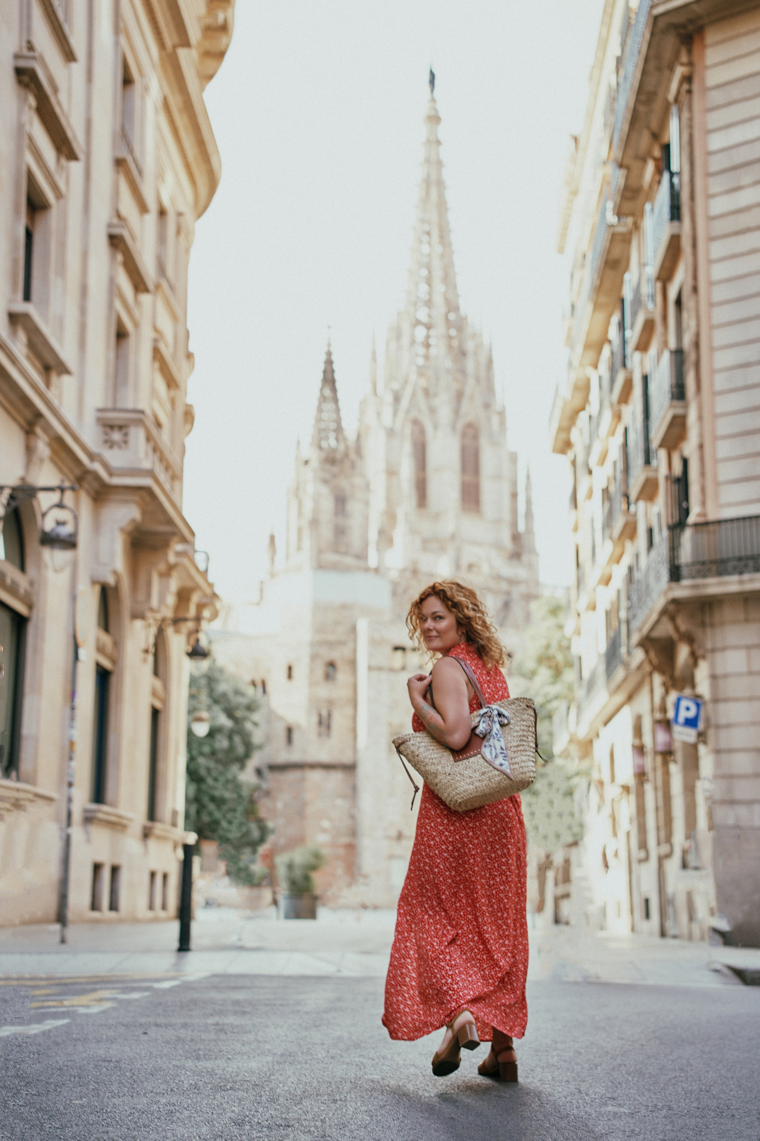 Красное платье. Кристина. Фотограф в Барселоне Жанна Захарченко