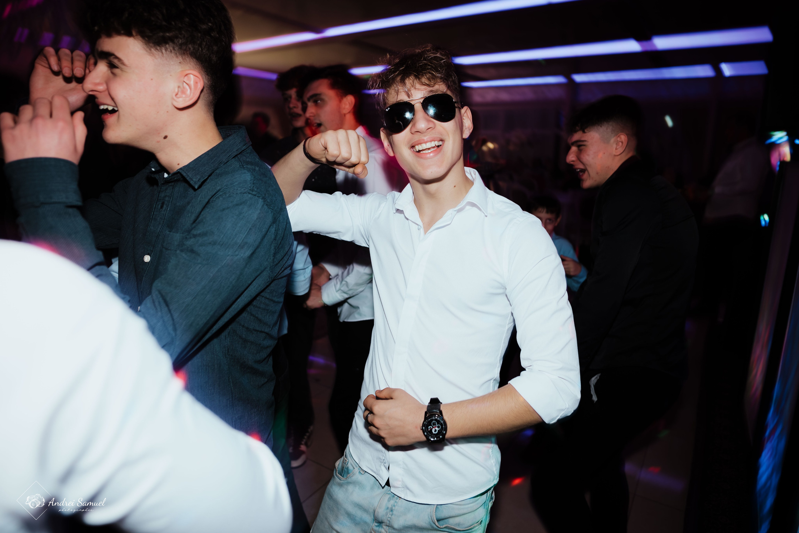 Majorat Richard. Andrei Samuel – Fotograf București | Evenimente, Studio, Imobiliare, Produs