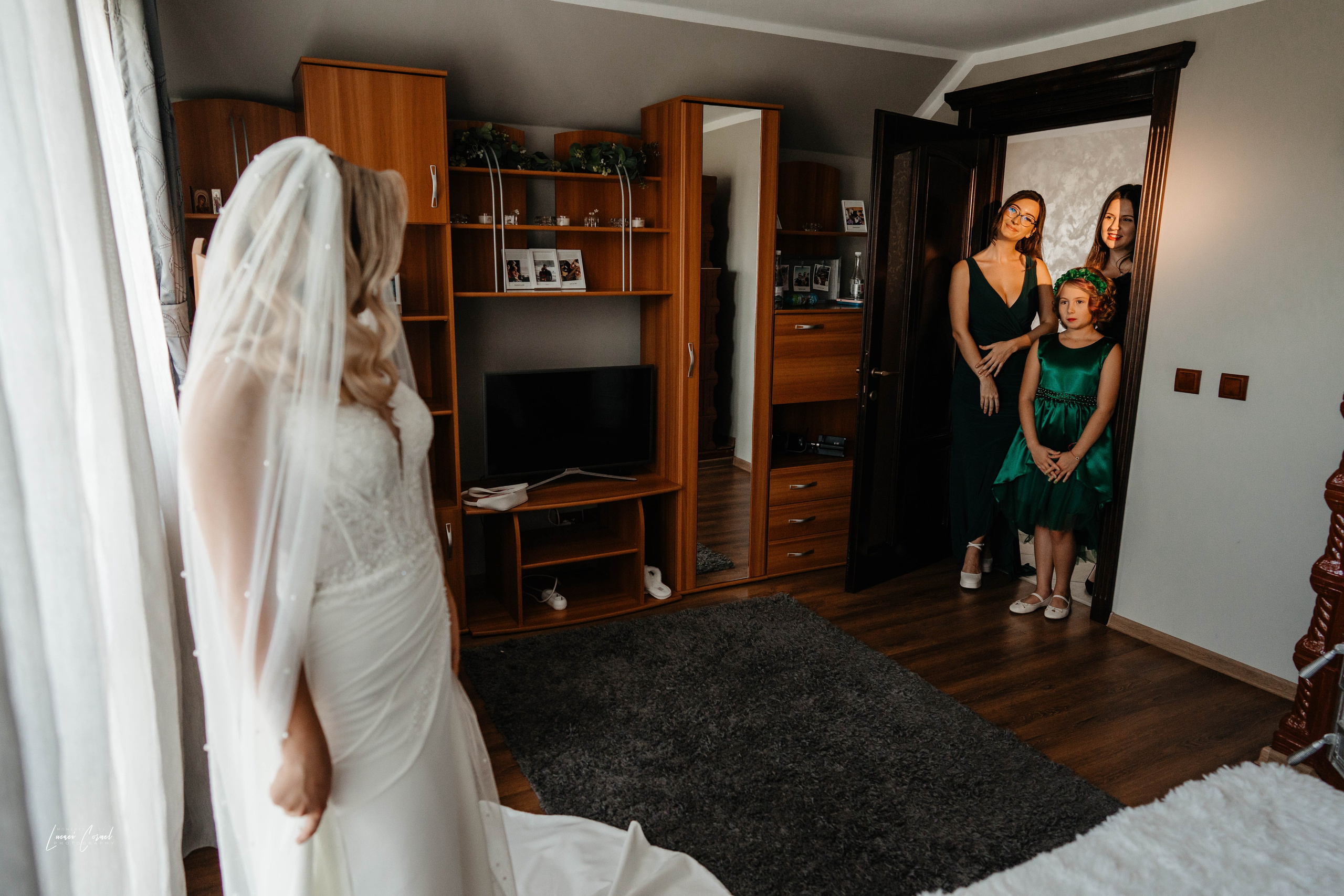 Diana & Cătălin – Nuntă clasică și rafinată. Fotograf de nuntă, corporate, botezuri, majorate și aniversări Roman, Lucaci Cornel