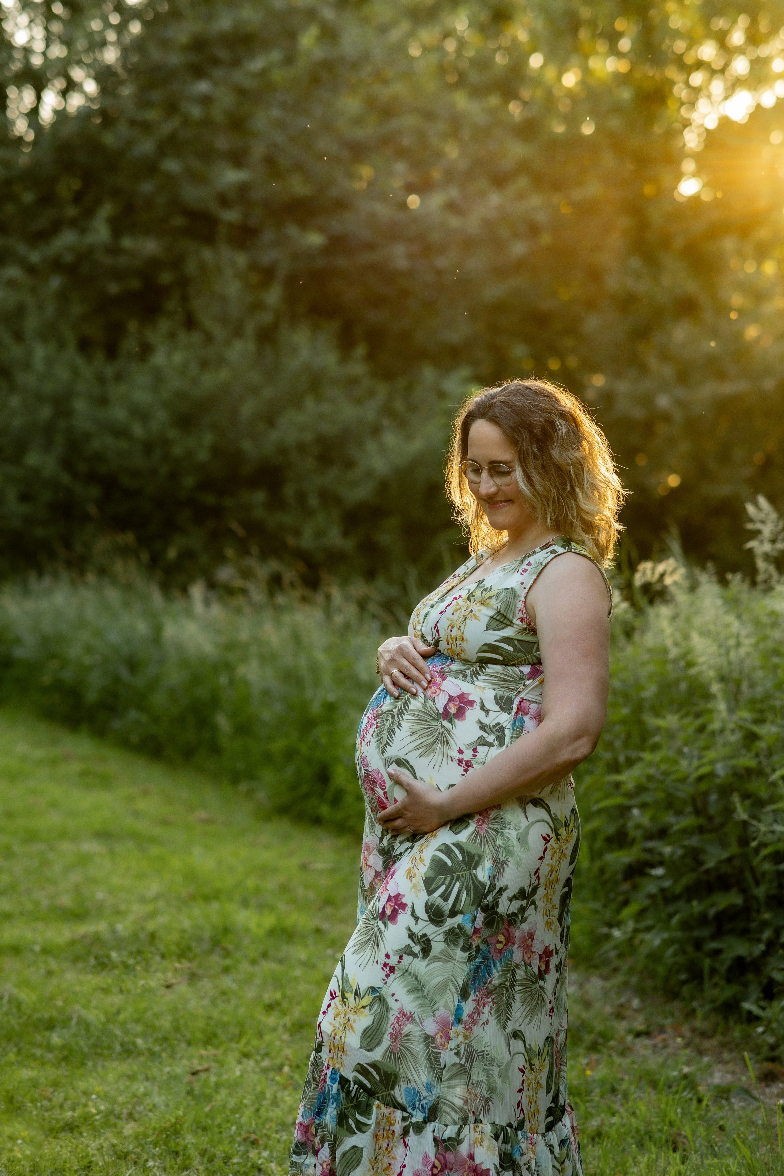 Babybauch Shooting in der Narur Minden 