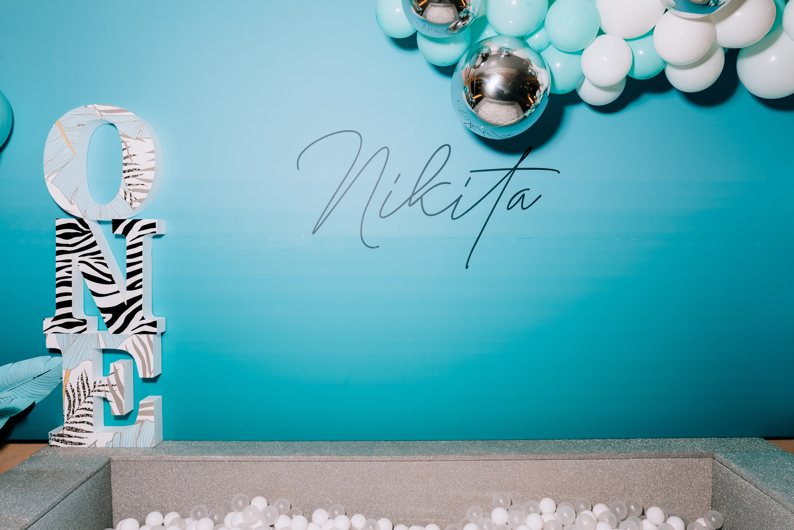 Birthday party. Destination Wedding photographer Italy, France, Germany, Spain, Poland Oleg Zaicev