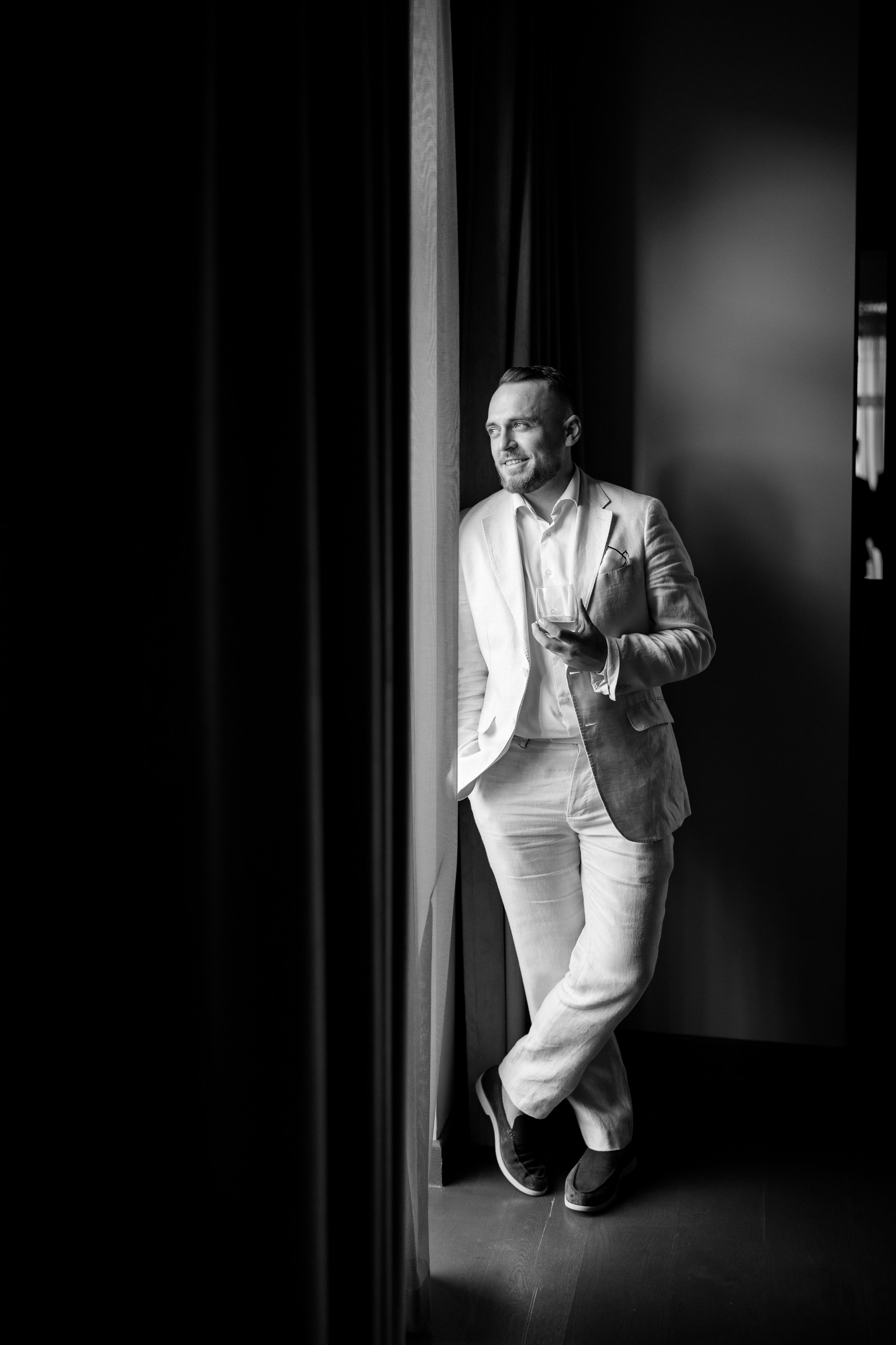 Gabriela & Alex. Destination Wedding Photographer Alex Pasarelu