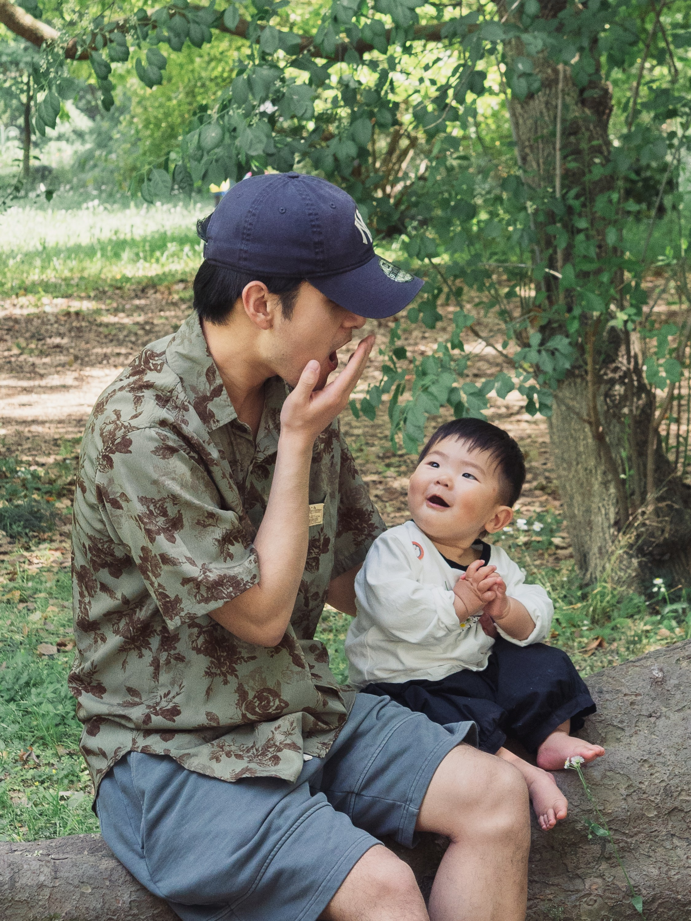 Family photograph in Shanghai. Shanghai Family Photographer Dora