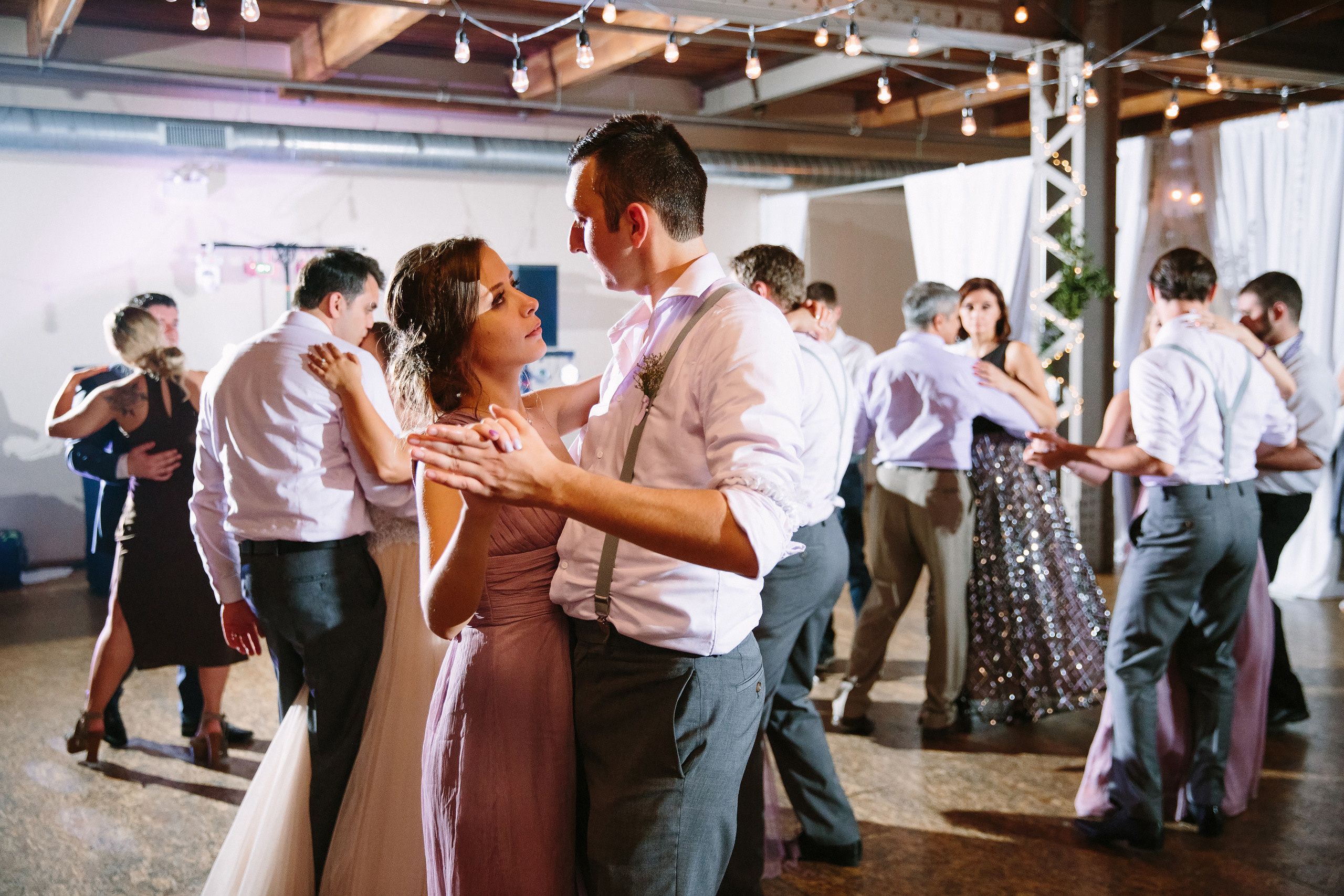 Wedding. Wedding family event photographer in Chicago Nick Yushevich