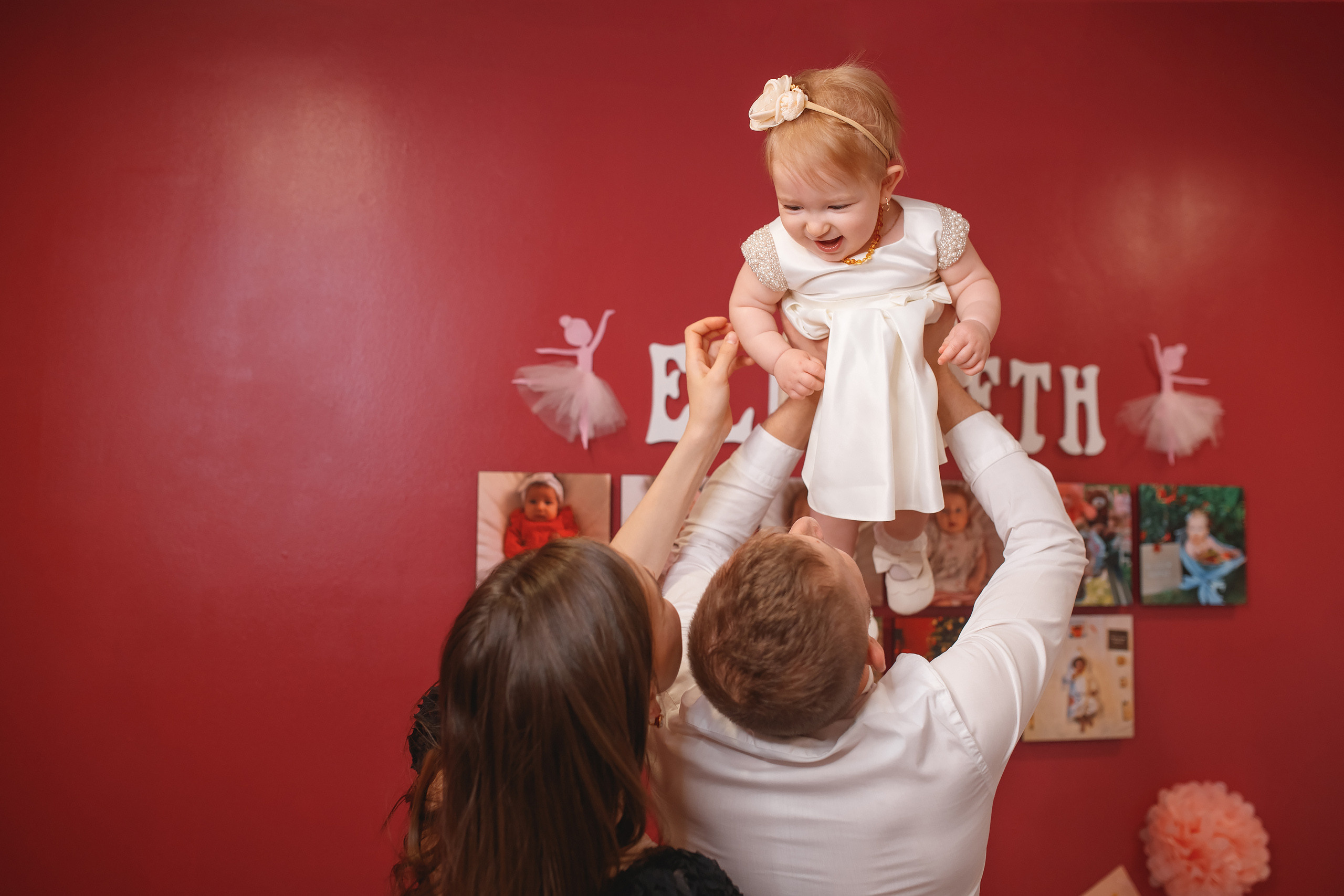 01.17.2021 First birthday. Wedding family event photographer in Chicago Nick Yushevich