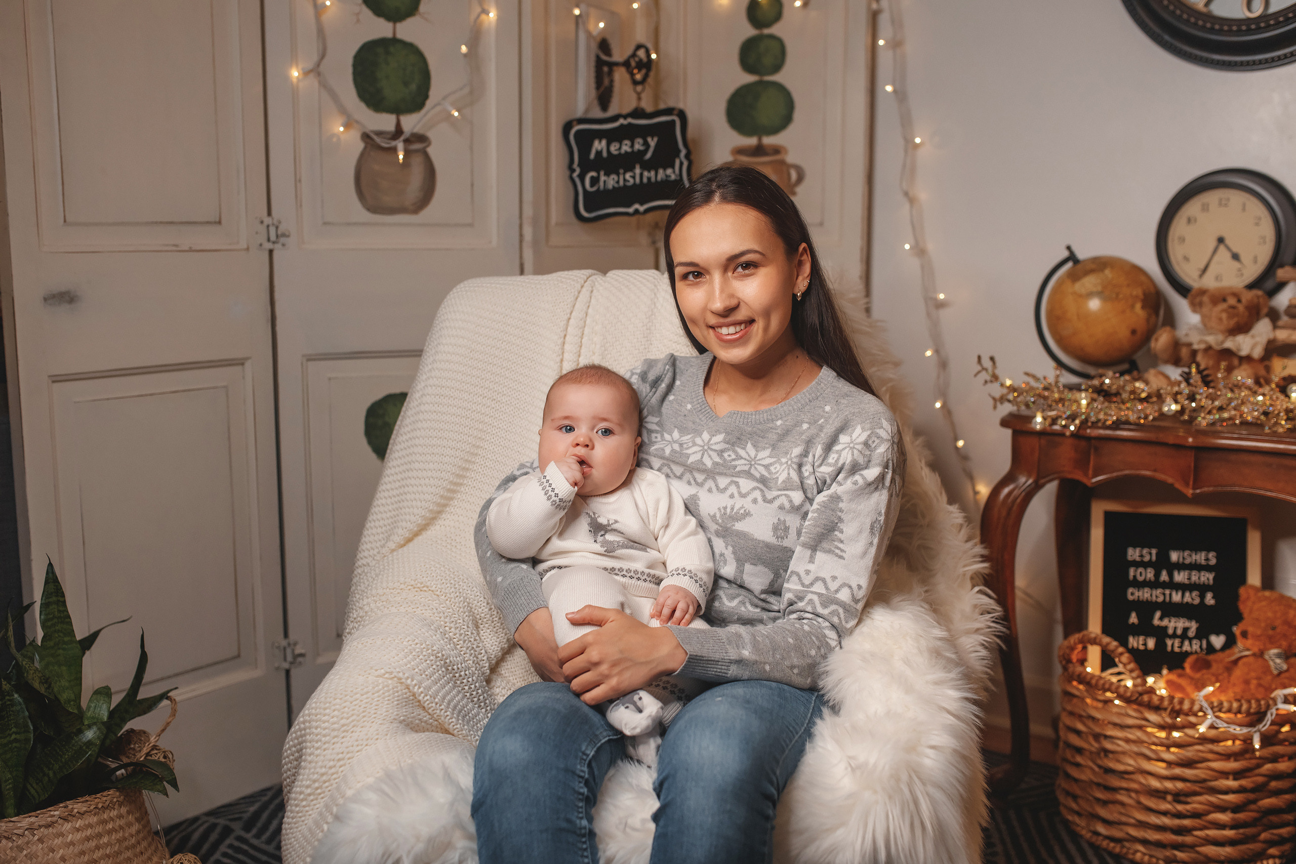 01102021 Christmas Family Photoshoot 24. Wedding family event photographer in Chicago Nick Yushevich