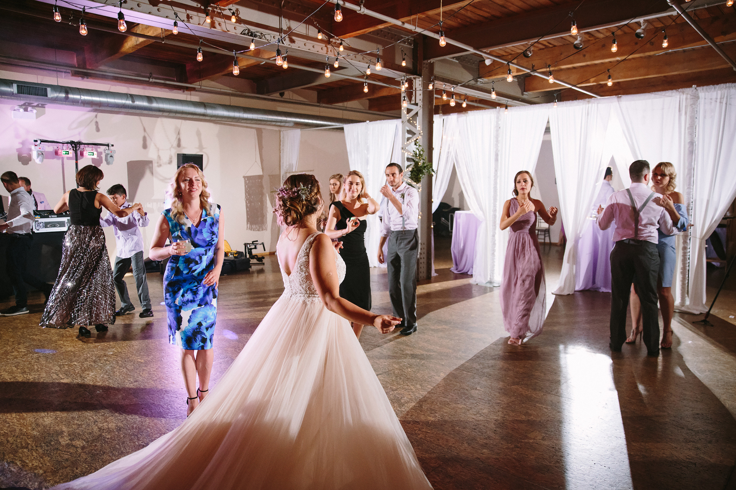 Wedding. Wedding family event photographer in Chicago Nick Yushevich