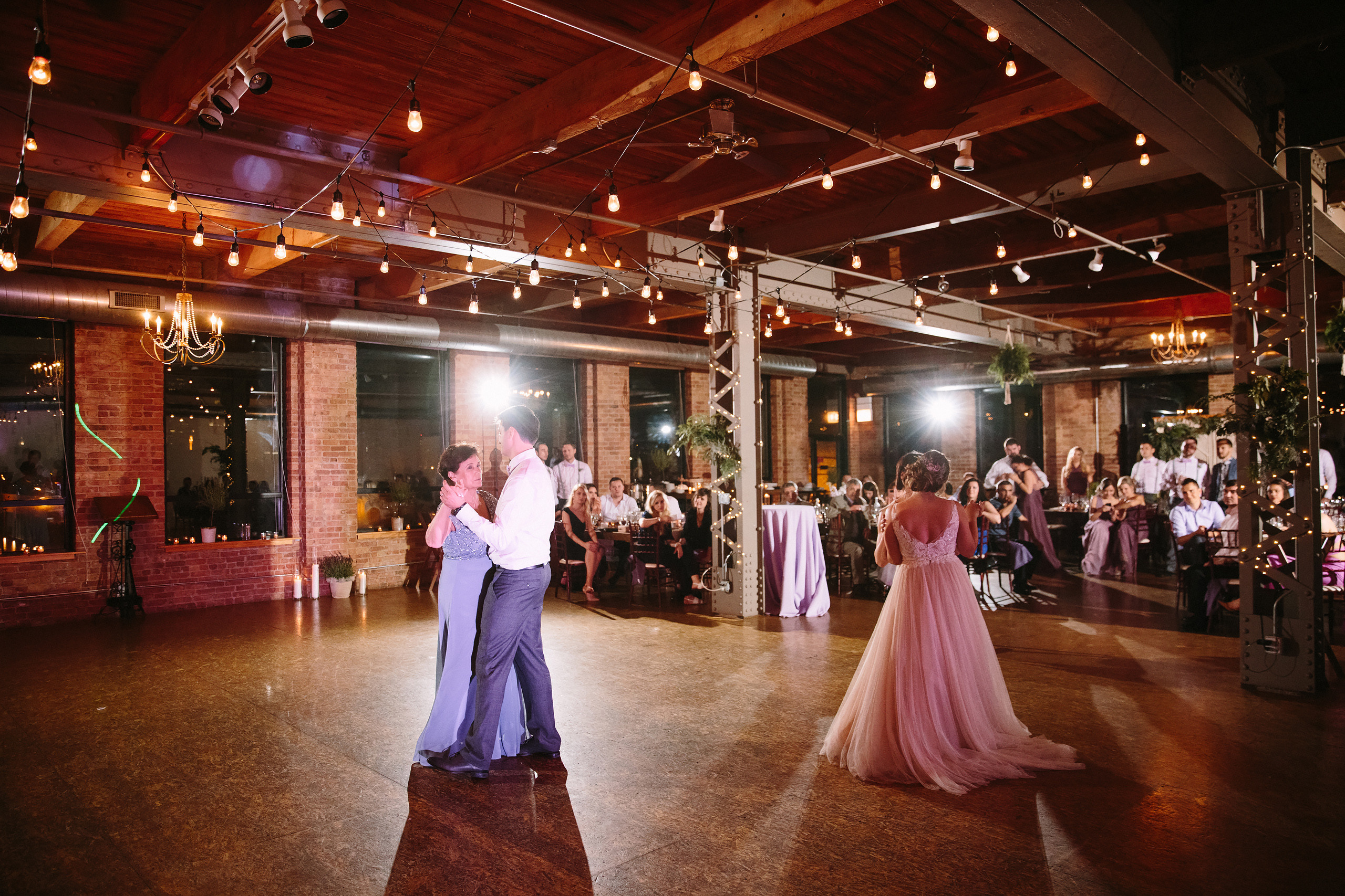 Wedding. Wedding family event photographer in Chicago Nick Yushevich