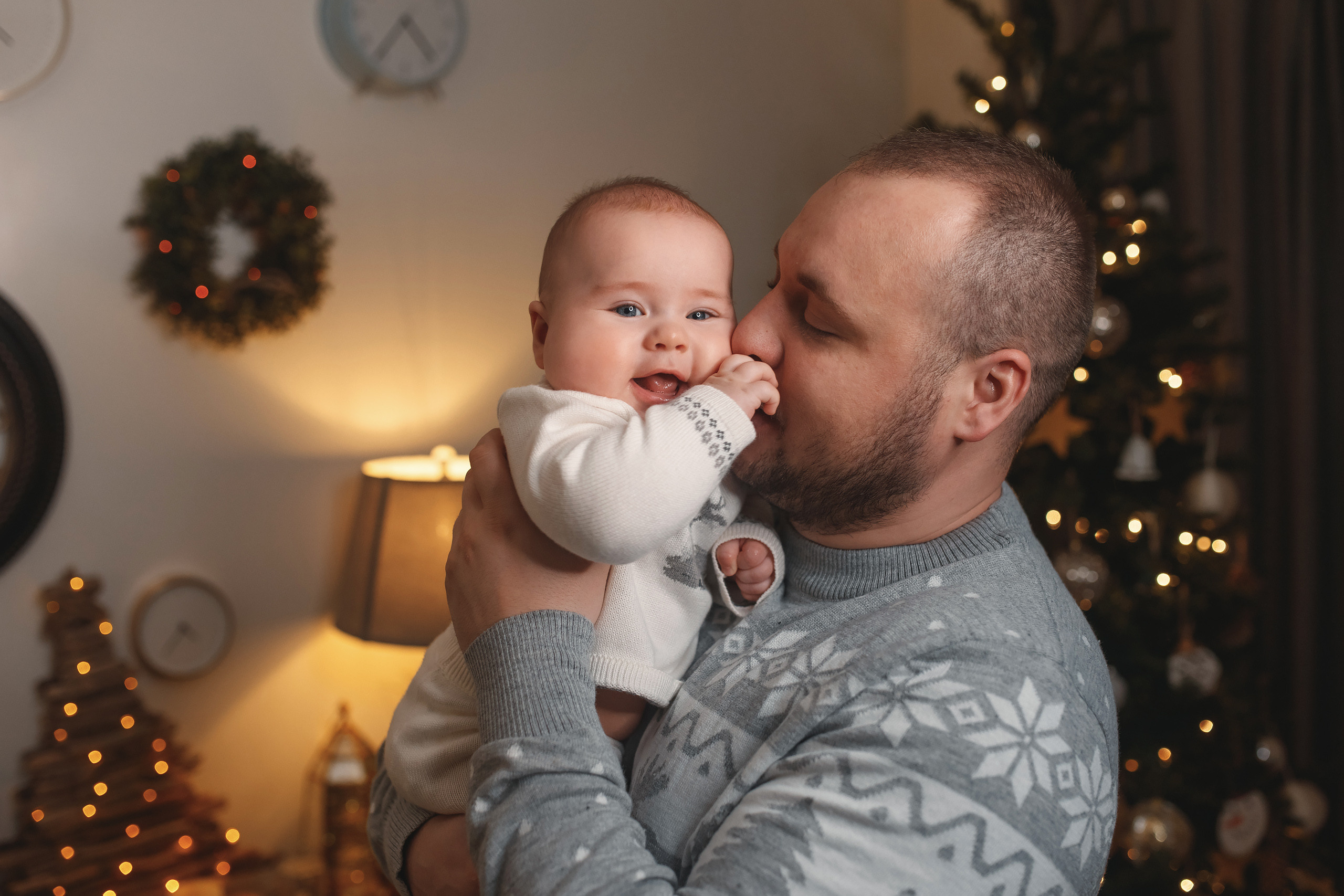 01102021 Christmas Family Photoshoot 24. Wedding family event photographer in Chicago Nick Yushevich