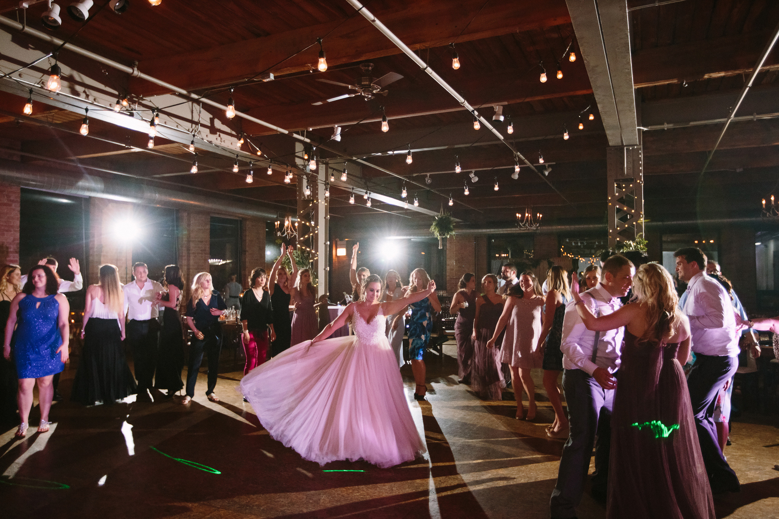 Wedding. Wedding family event photographer in Chicago Nick Yushevich