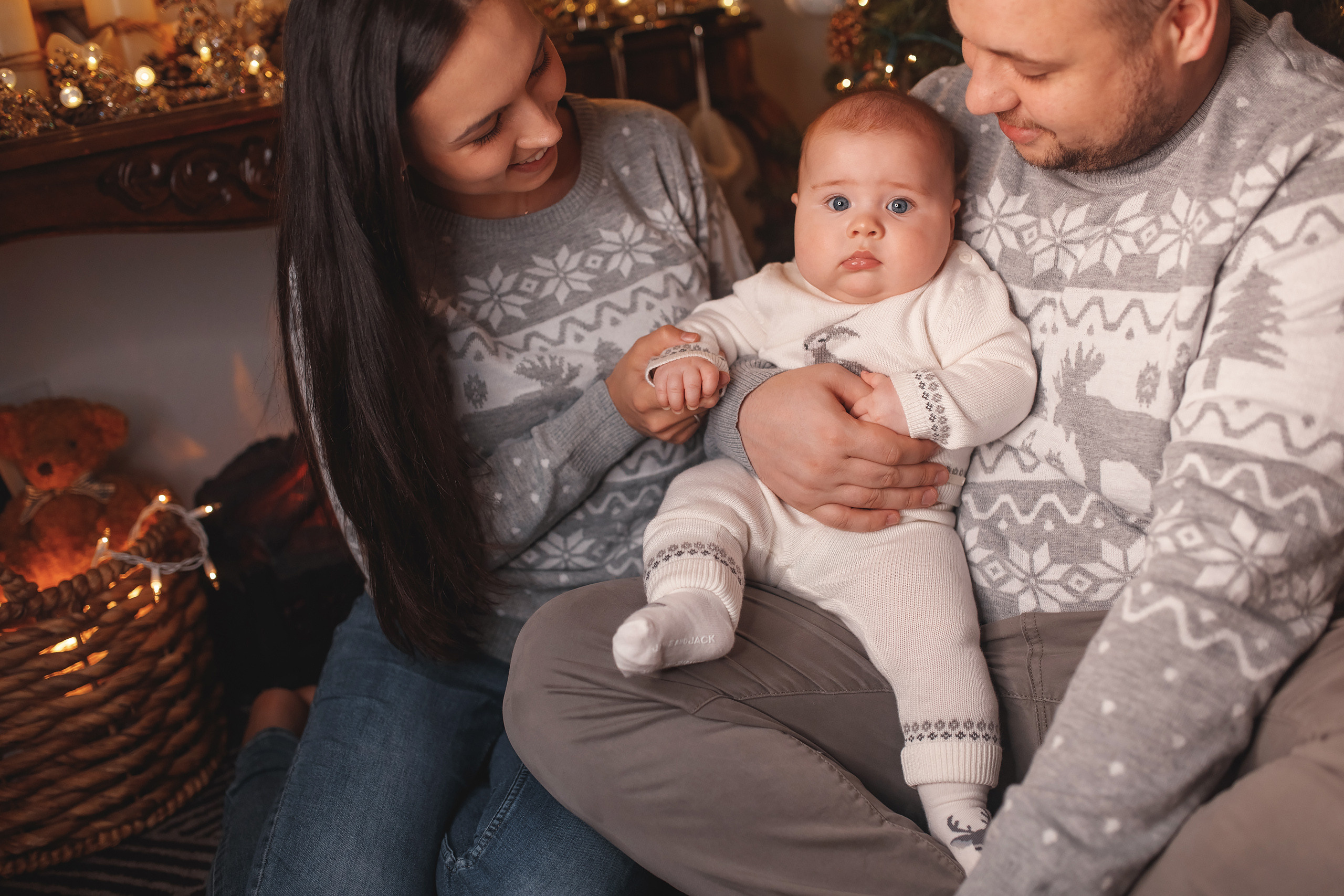 01102021 Christmas Family Photoshoot 24. Wedding family event photographer in Chicago Nick Yushevich