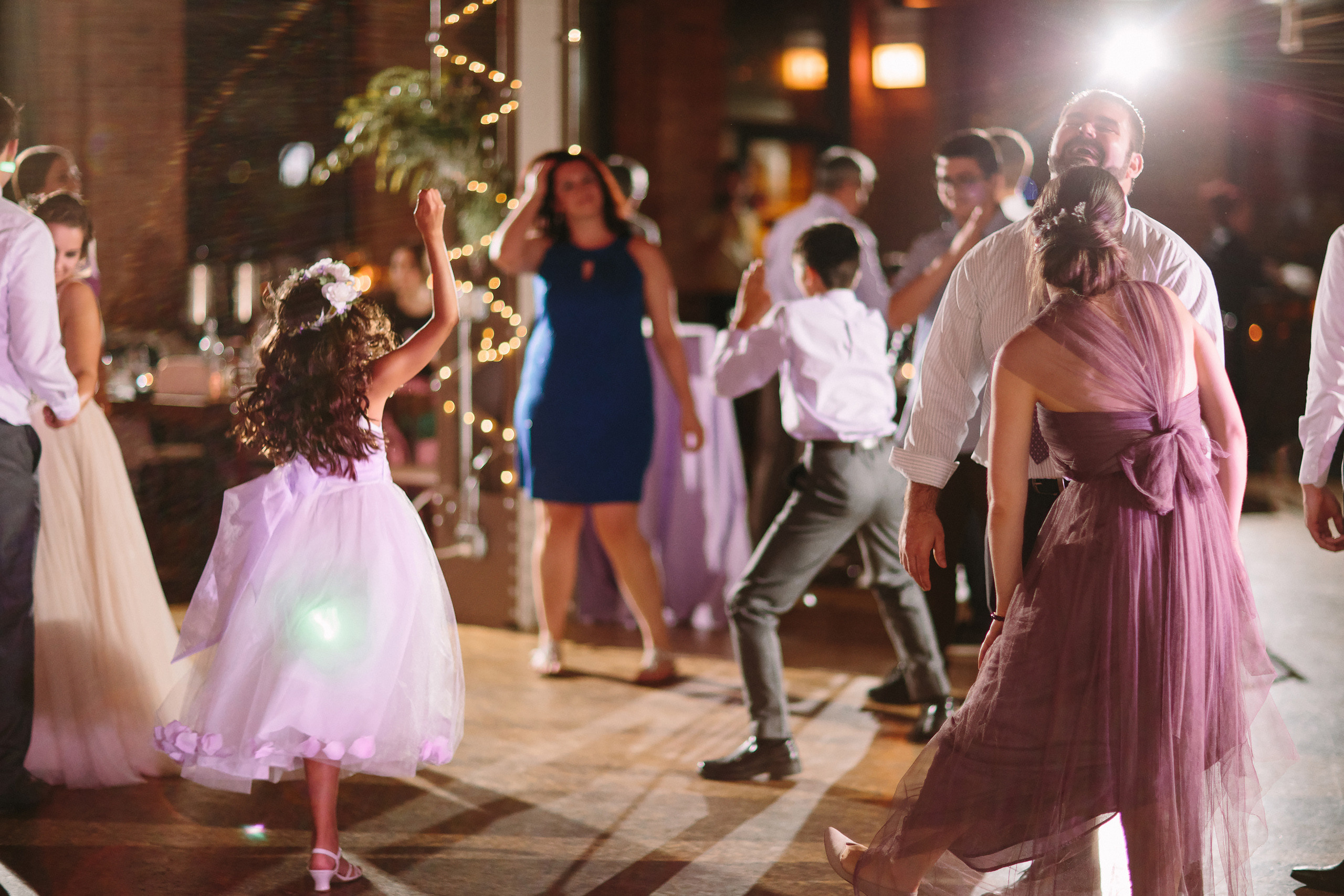 Wedding. Wedding family event photographer in Chicago Nick Yushevich