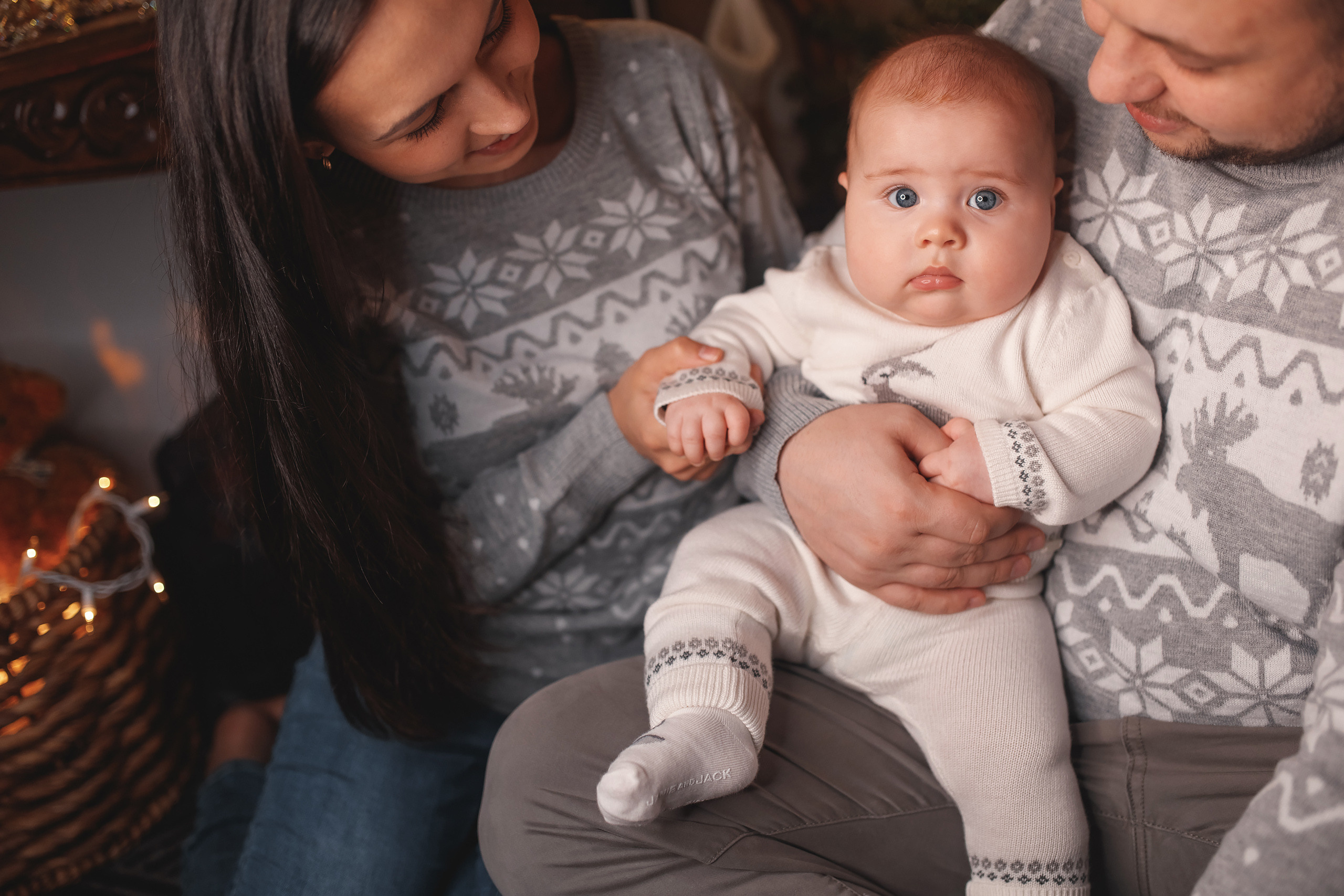 01102021 Christmas Family Photoshoot 24. Wedding family event photographer in Chicago Nick Yushevich