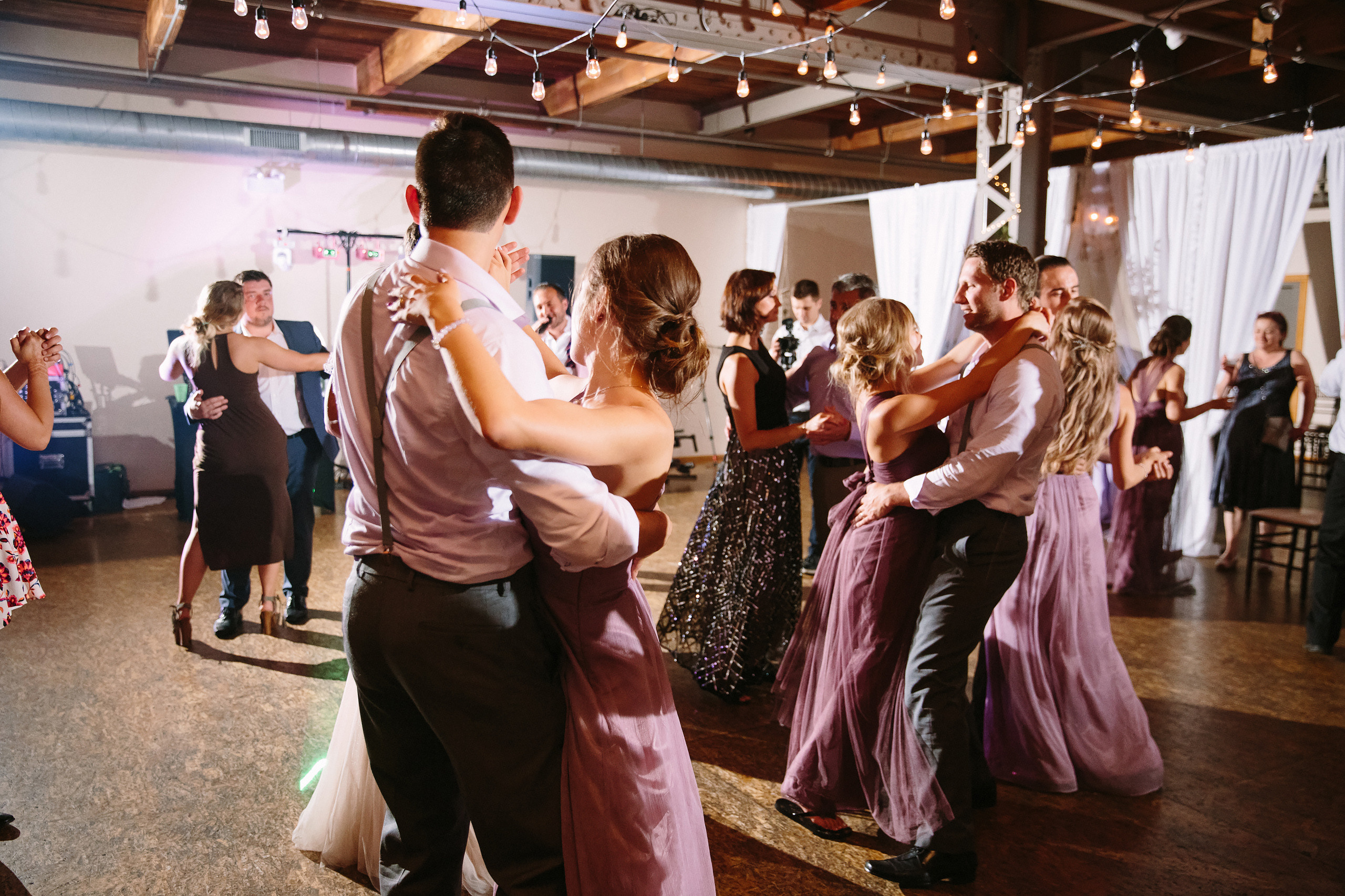 Wedding. Wedding family event photographer in Chicago Nick Yushevich