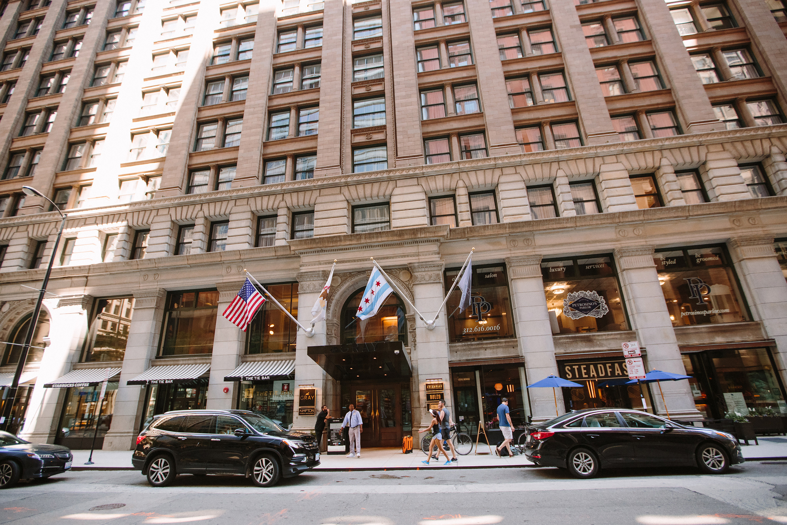 Wedding. Wedding family event photographer in Chicago Nick Yushevich