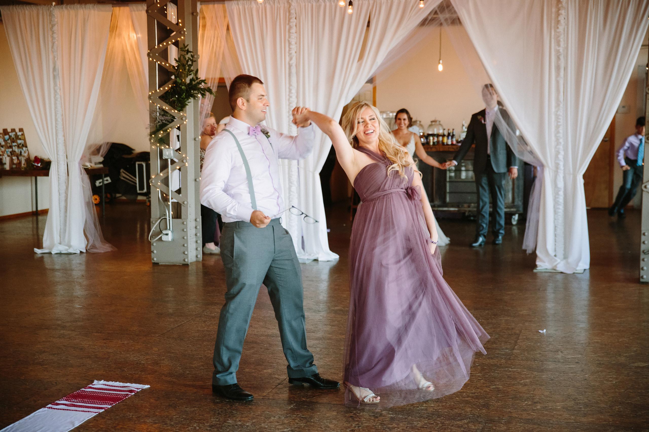 Wedding. Wedding family event photographer in Chicago Nick Yushevich