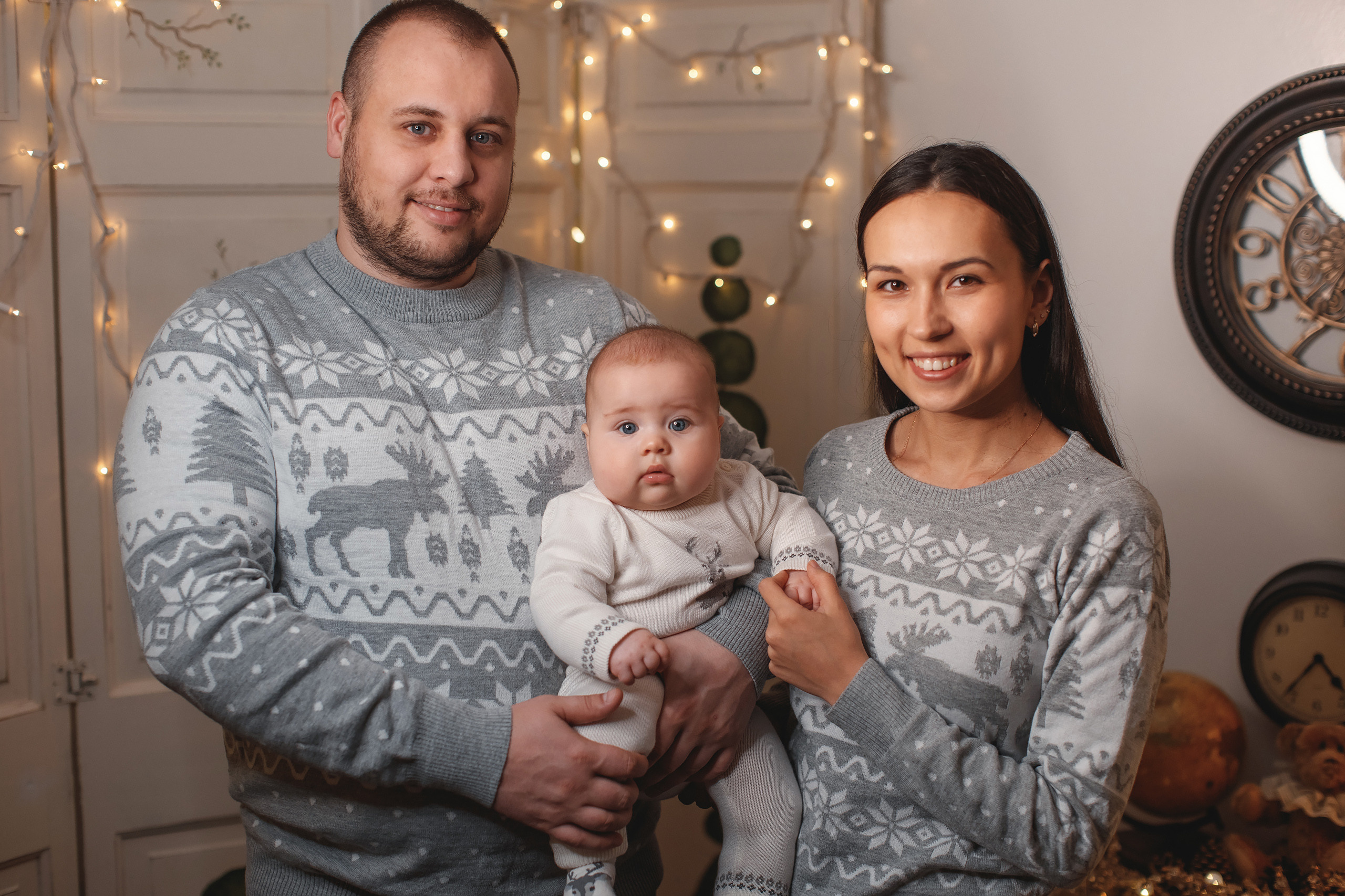 01102021 Christmas Family Photoshoot 24. Wedding family event photographer in Chicago Nick Yushevich