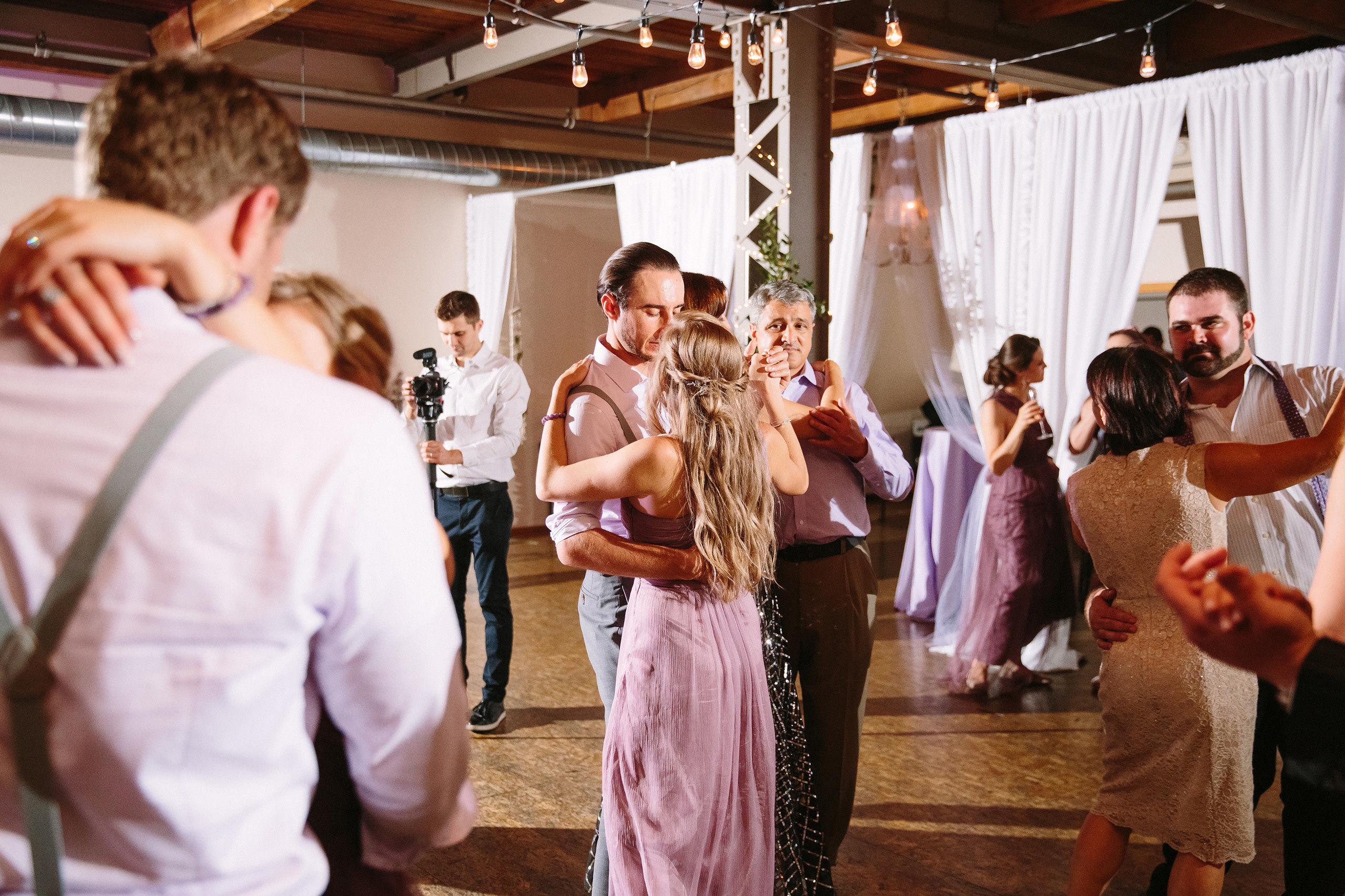 Wedding. Wedding family event photographer in Chicago Nick Yushevich