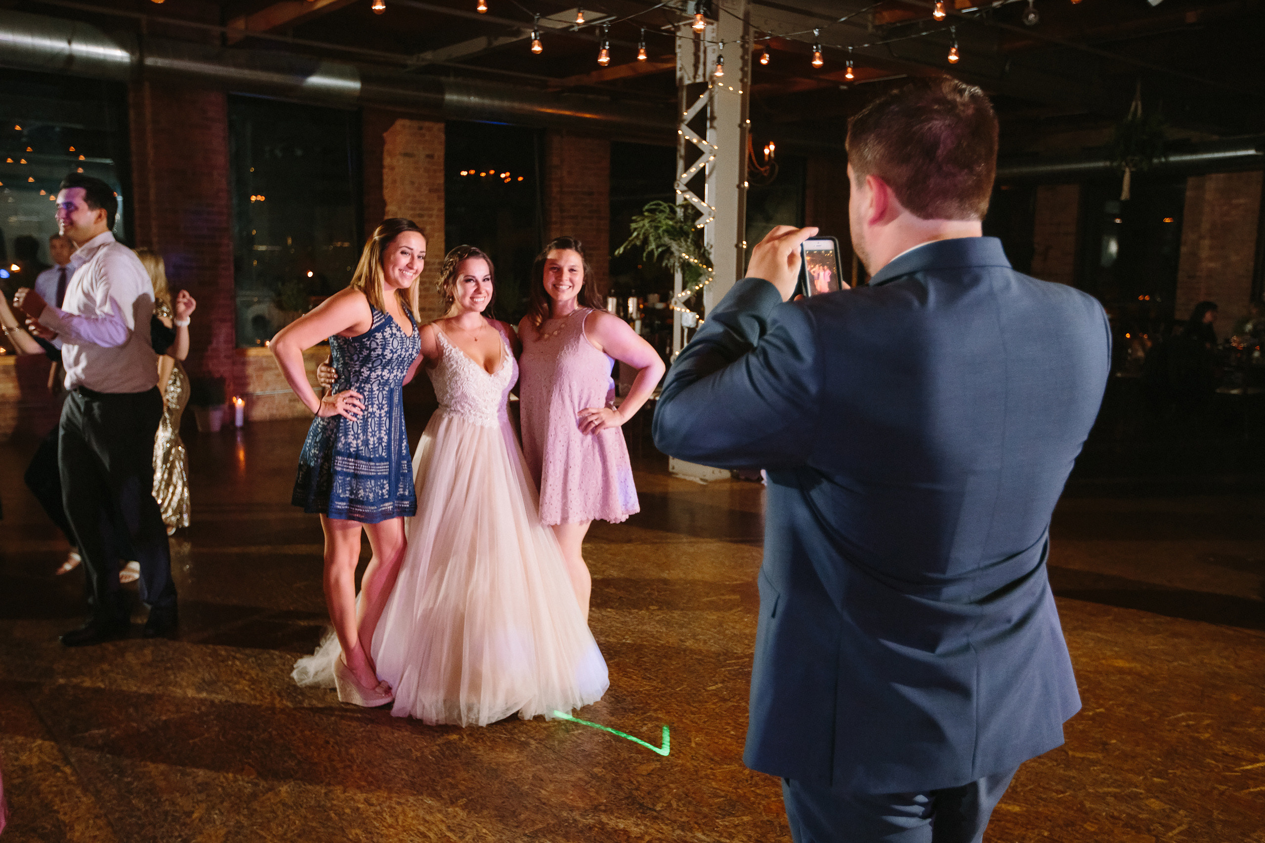 Wedding. Wedding family event photographer in Chicago Nick Yushevich