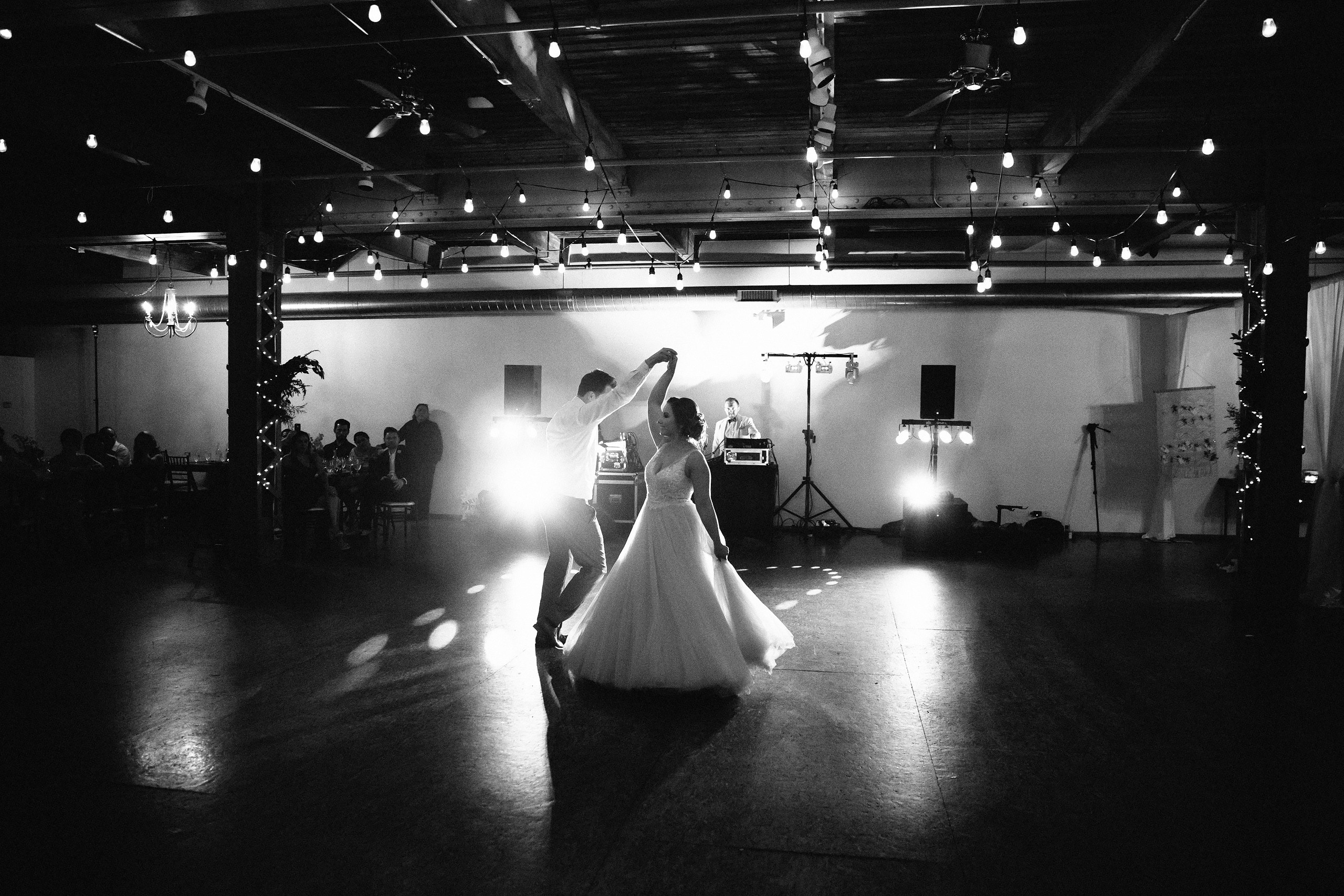 Wedding. Wedding family event photographer in Chicago Nick Yushevich