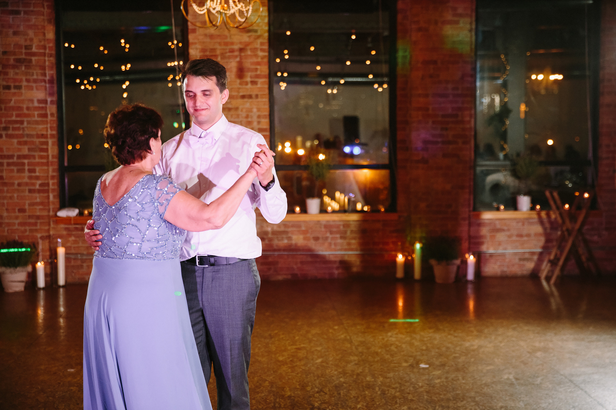 Wedding. Wedding family event photographer in Chicago Nick Yushevich