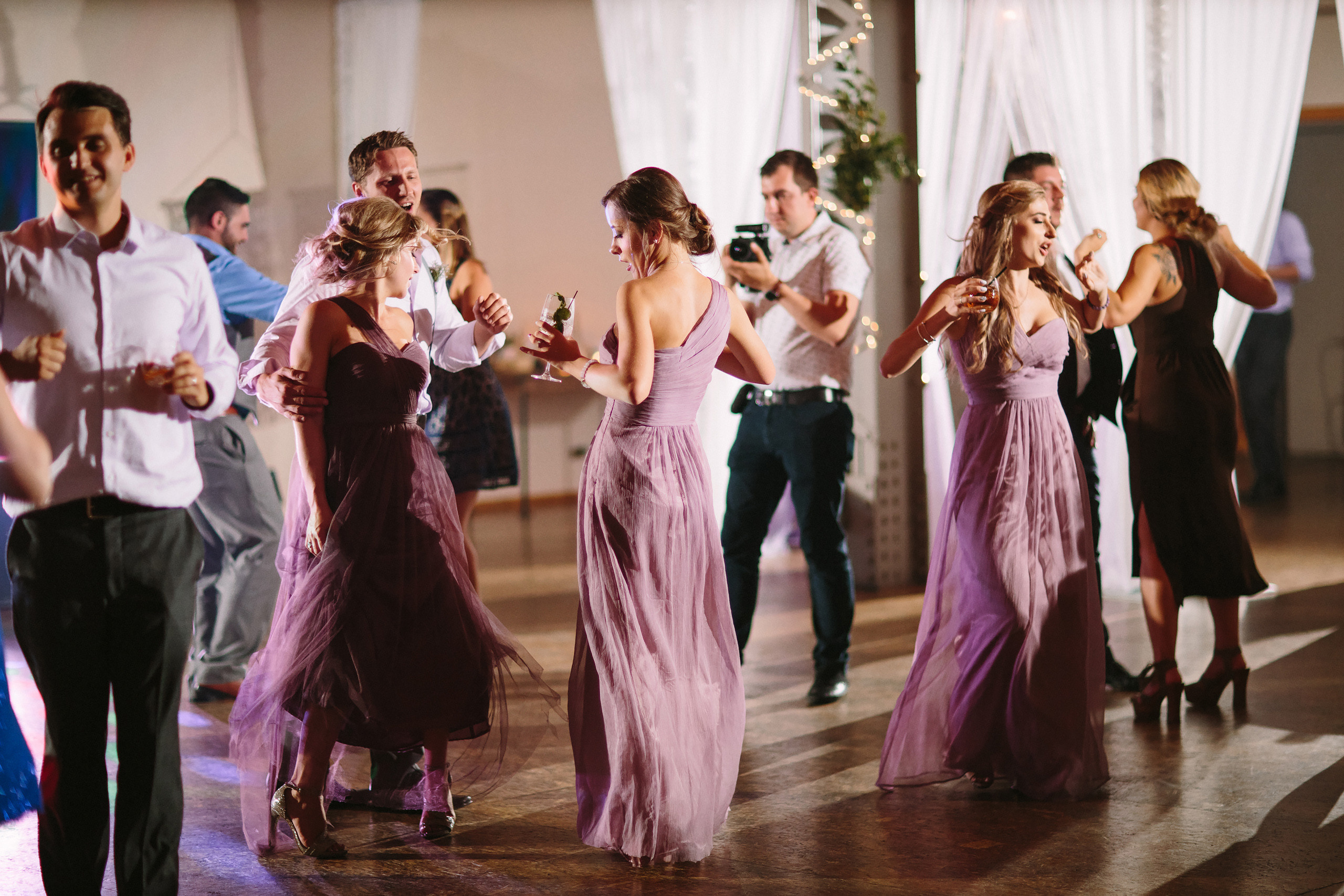 Wedding. Wedding family event photographer in Chicago Nick Yushevich