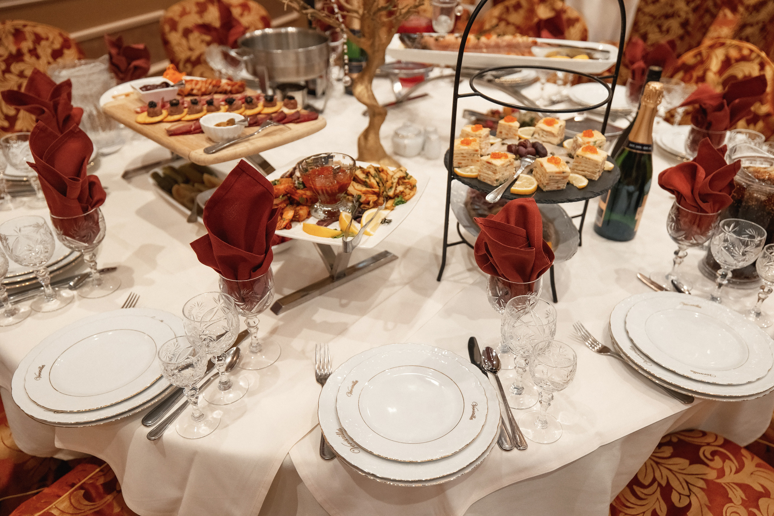 02.13.2021 Birthday Party. Wedding family event photographer in Chicago Nick Yushevich